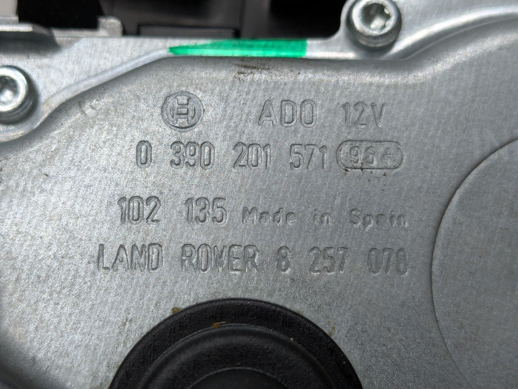 2003 - 2005 LAND ROVER RANGE ROVER OEM GLASS WIPER MOTOR ASSEMBLY REAR SIDE
