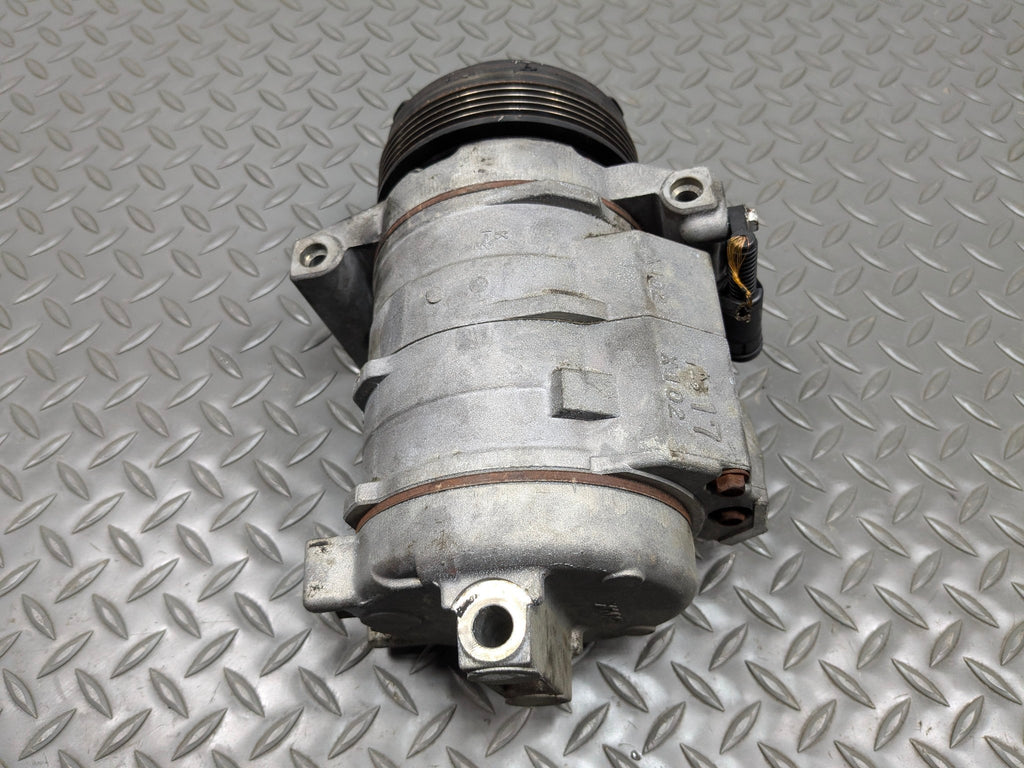 03 - 05 LAND ROVER RANGE ROVER OEM AC AIR CONDITIONING AIR COMPRESSOR PUMP UNIT