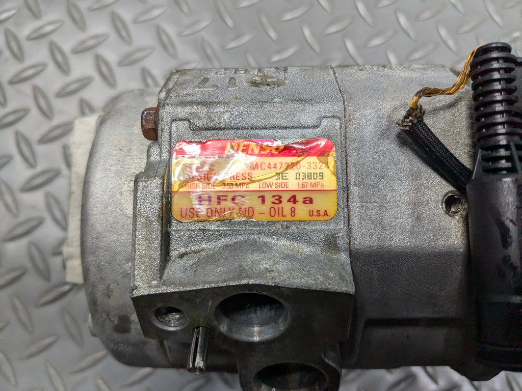 03 - 05 LAND ROVER RANGE ROVER OEM AC AIR CONDITIONING AIR COMPRESSOR PUMP UNIT