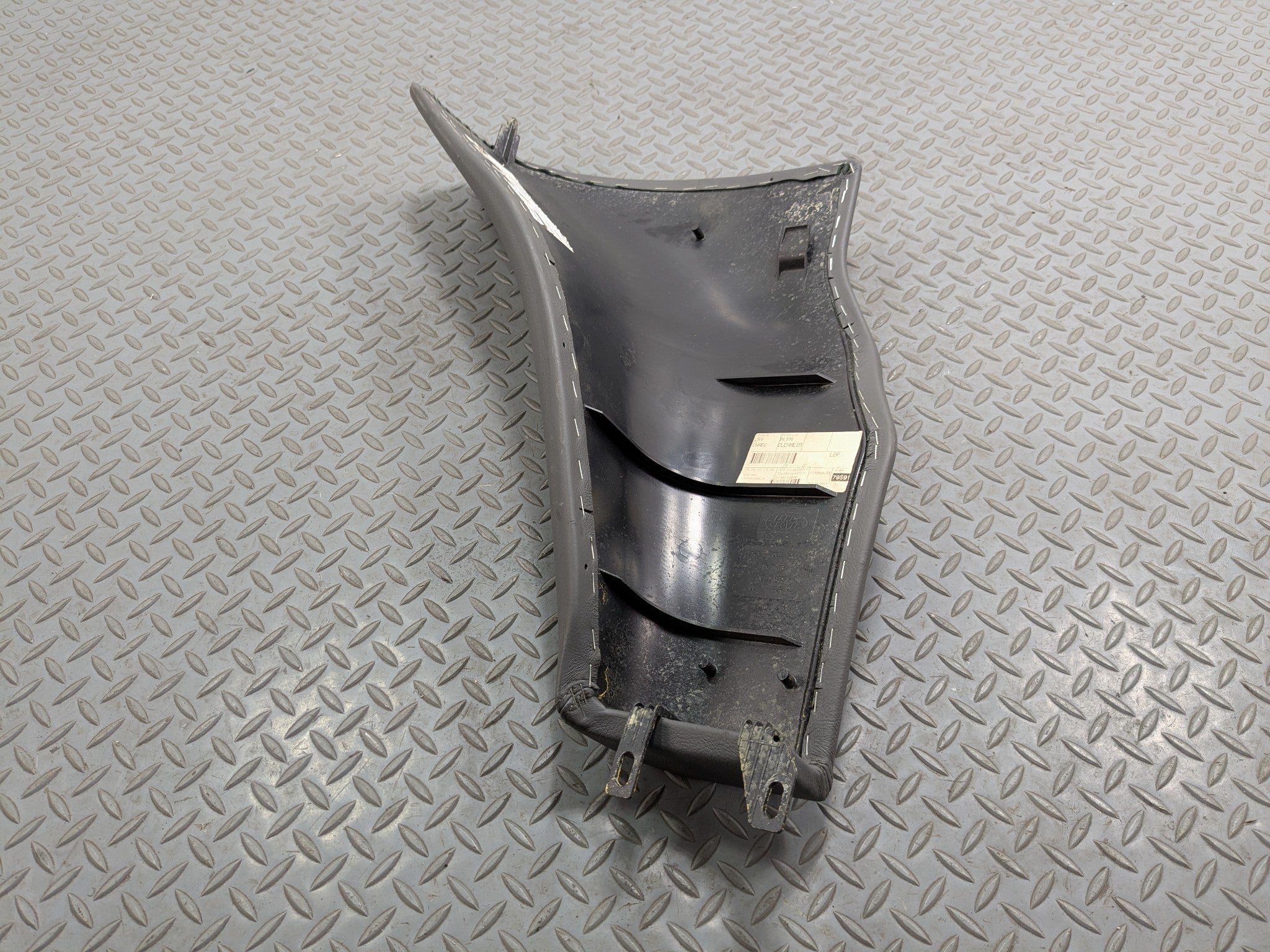 2003 - 2005 LAND ROVER RANGE ROVER OEM SEAT BOLSTER TRIM PANEL REAR RIGHT SIDE