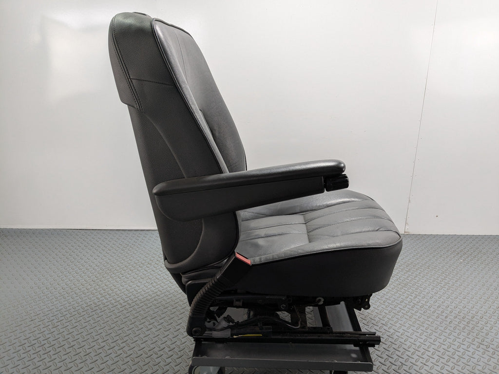 03 - 2005 LAND ROVER RANGE ROVER OEM SEAT ASSEMBLY BLACK LEATHER FRONT LEFT SIDE