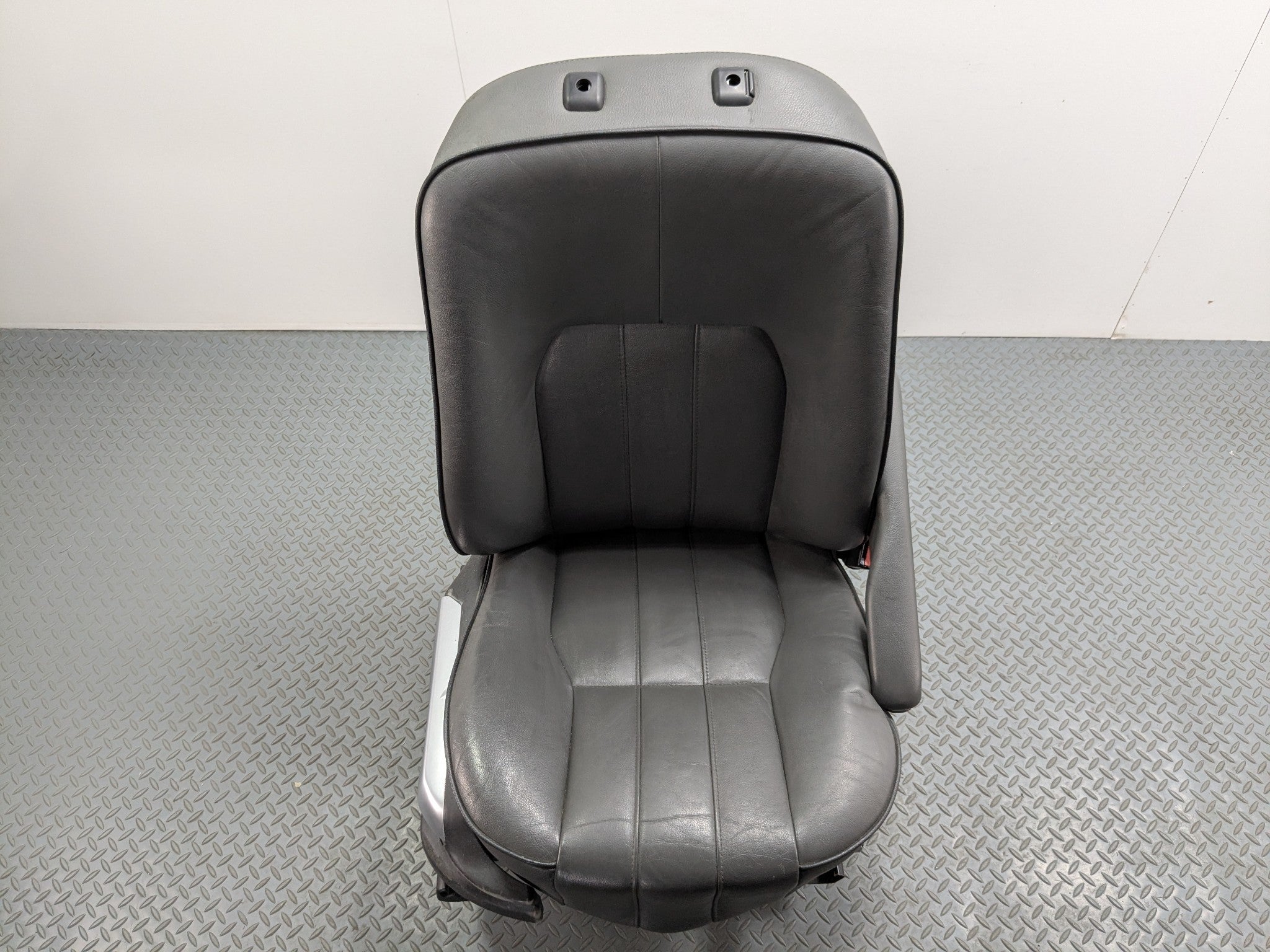 03 - 05 LAND ROVER RANGE ROVER OEM SEAT ASSEMBLY BLACK LEATHER FRONT RIGHT SIDE