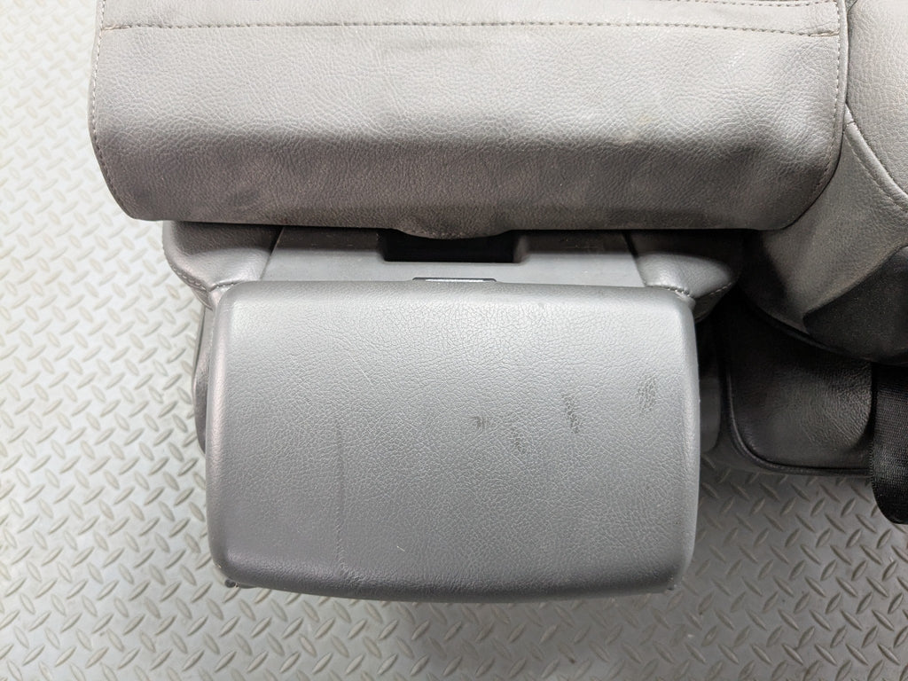 03 - 05 LAND ROVER RANGE ROVER OEM SEAT BLACK LEATHER WITH BUCKLE REAR LEFT SIDE