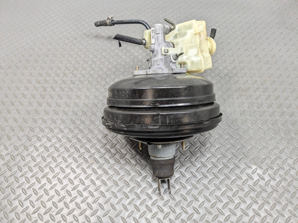 2003 - 2005 LAND ROVER RANGE ROVER OEM POWER BRAKE BOOSTER WITH MASTER CYLINDER