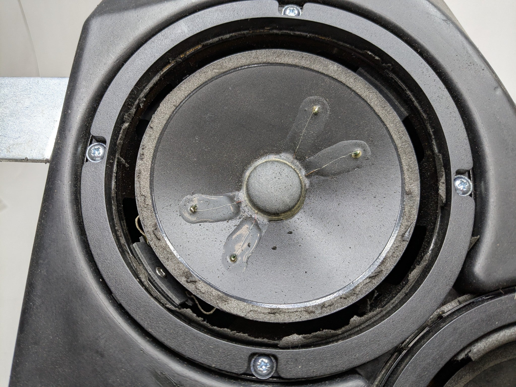 2003 - 2005 LAND ROVER RANGE ROVER OEM BASS SUBWOOFER AUDIO SOUND STEREO SPEAKER