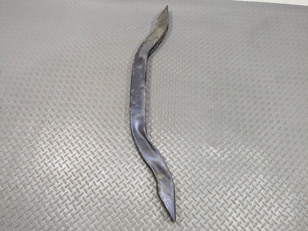 2003 - 2005 LAND ROVER RANGE ROVER OEM FRONT RADIATOR LOWER TIE SUPPORT BAR