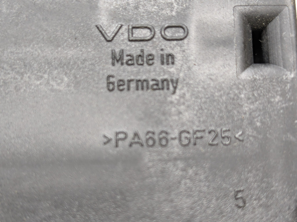 2003 - 2005 LAND ROVER RANGE ROVER OEM FUEL TANK FILLER DOOR LID LOCK ACTUATOR