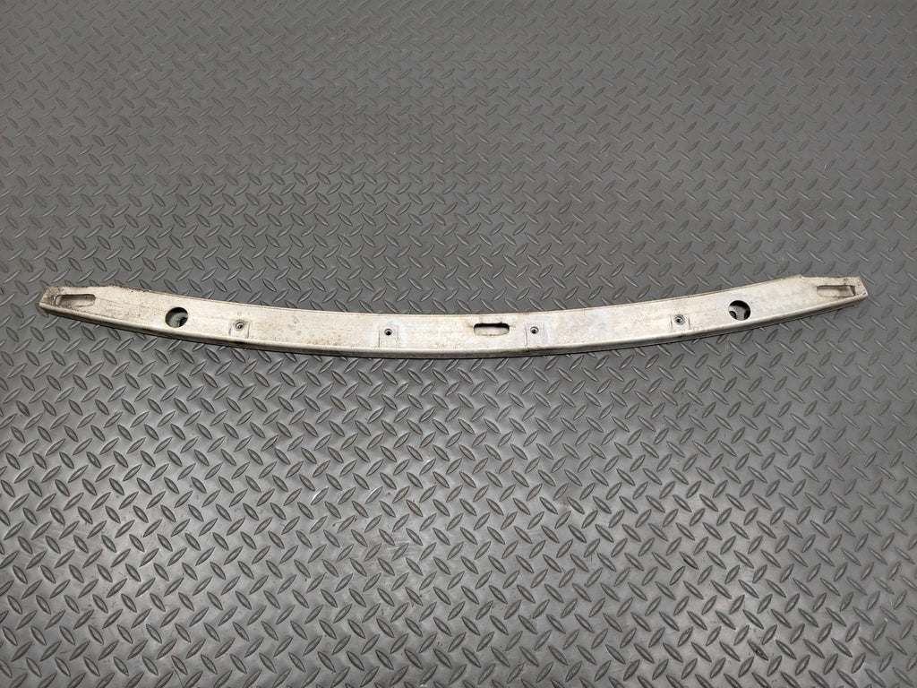 2003 - 2005 LAND ROVER RANGE ROVER OEM FRONT BUMPER COVER CENTER SUPPORT BRACKET