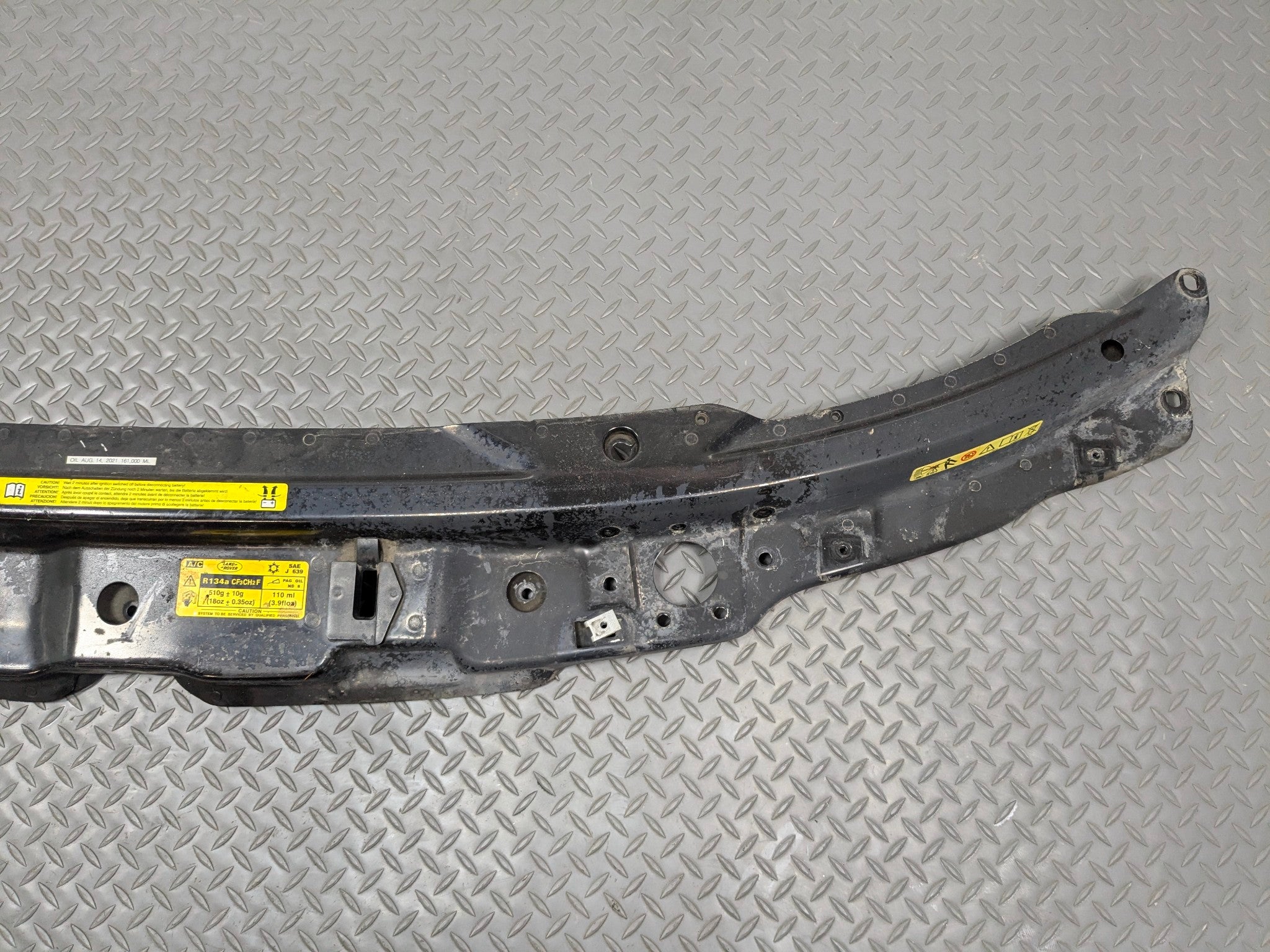 2003 - 2005 LAND ROVER RANGE ROVER OEM RADIATOR CORE SUPPORT FRONT UPPER TIE BAR