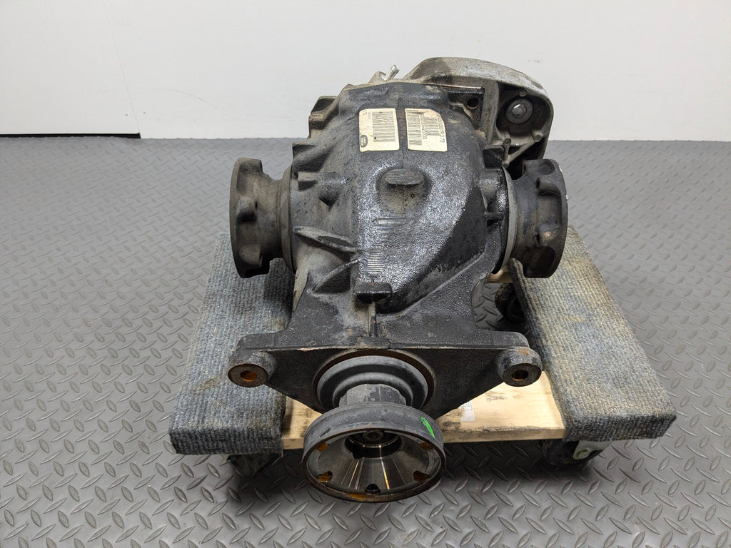 2003 - 2005 LAND ROVER RANGE ROVER OEM REAR AXLE DIFFERENTIAL CARRIER ASSEMBLY