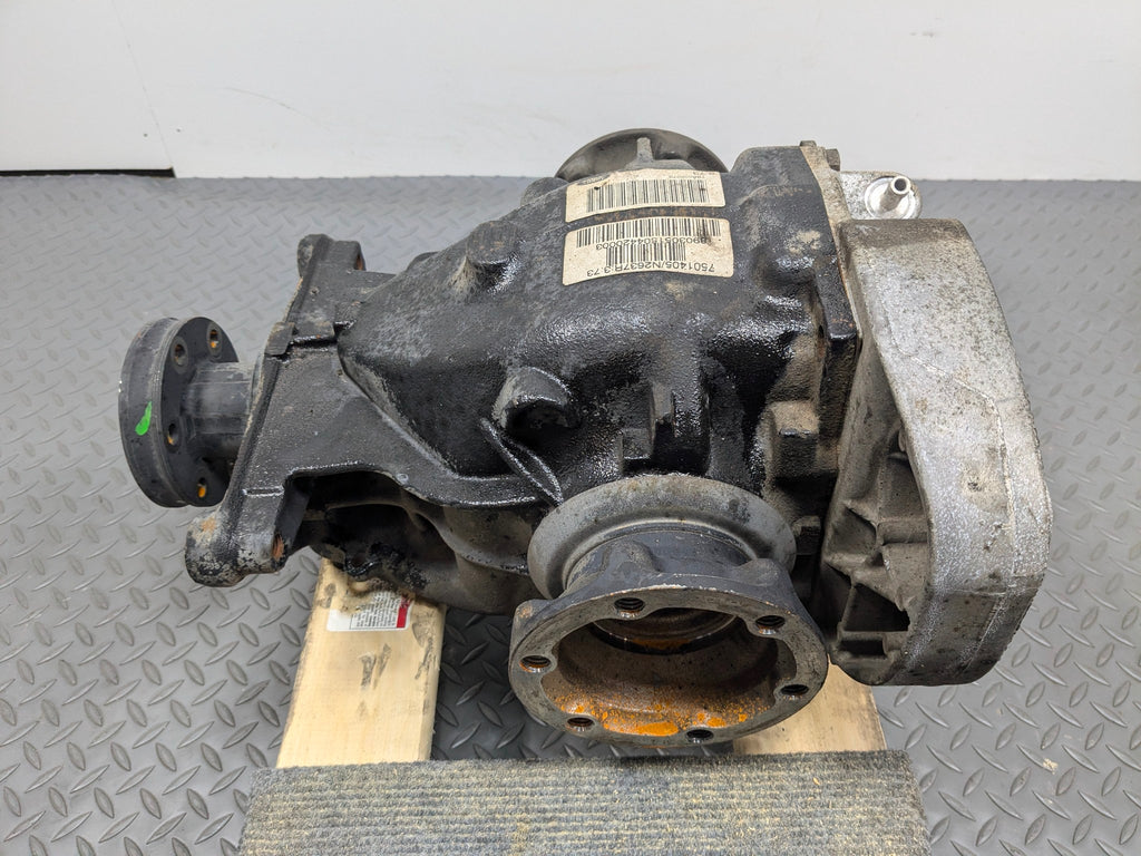 2003 - 2005 LAND ROVER RANGE ROVER OEM REAR AXLE DIFFERENTIAL CARRIER ASSEMBLY