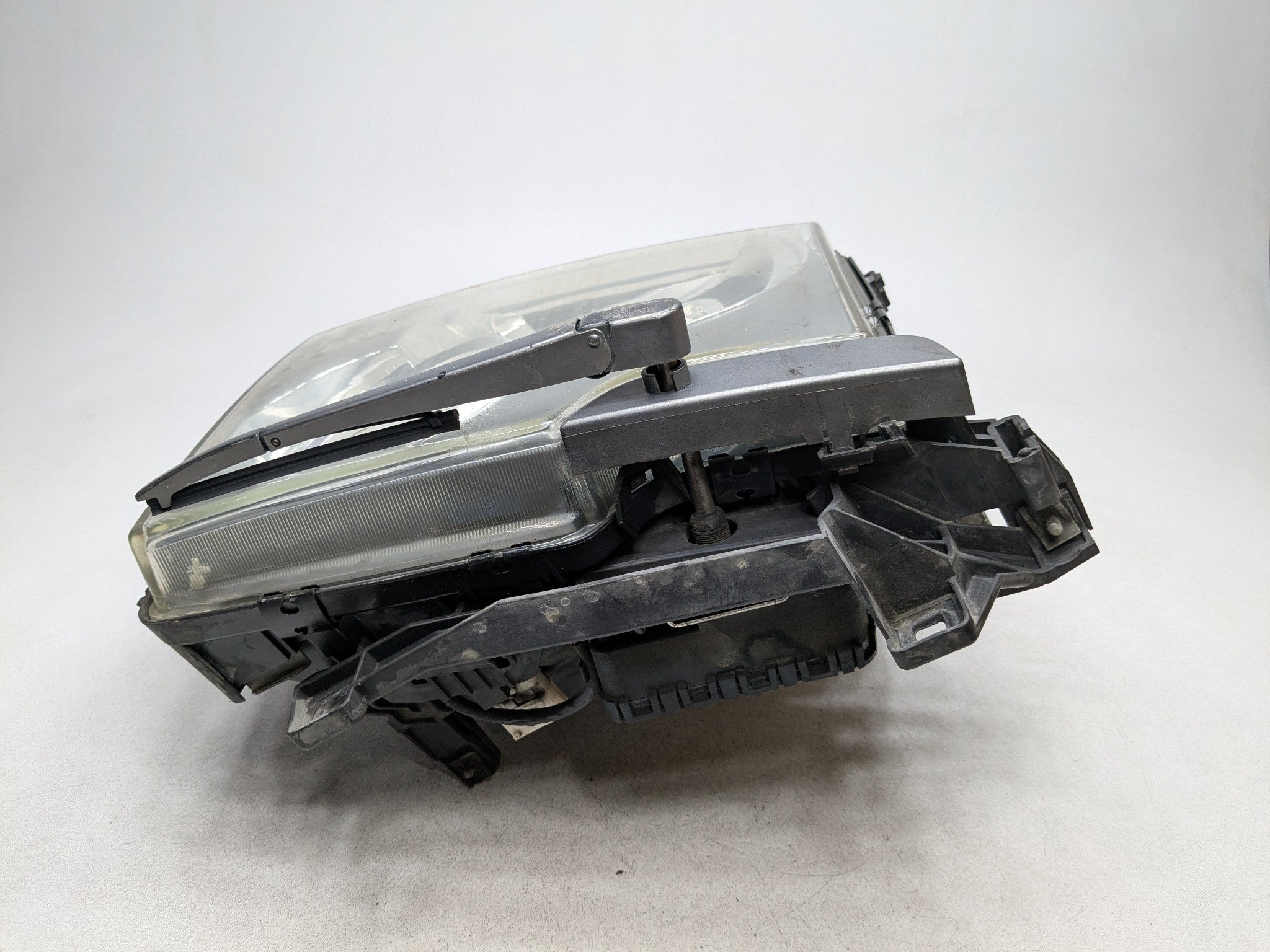 2003 - 2005 LAND ROVER RANGE ROVER OEM XENON HEADLIGHT HEADLAMP FRONT LEFT SIDE