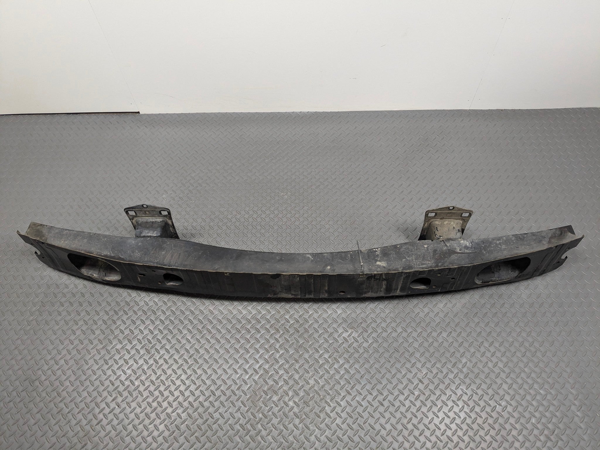 03 - 05 LAND ROVER RANGE ROVER OEM FRONT BUMPER REINFORCEMENT IMPACT BAR SUPPORT