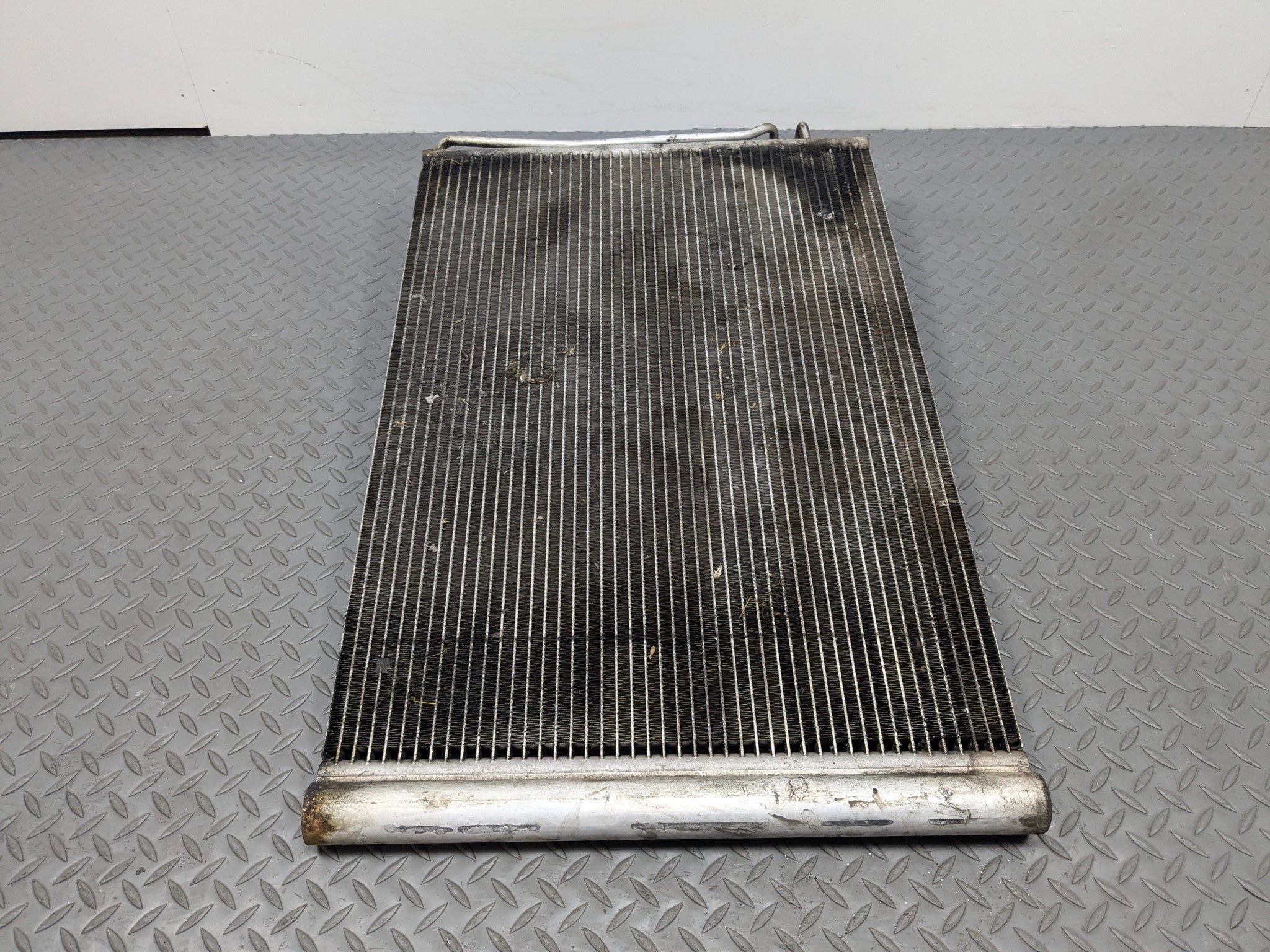 2003 - 2005 LAND ROVER RANGE ROVER OEM AC AIR CONDITIONING CONDENSER RADIATOR