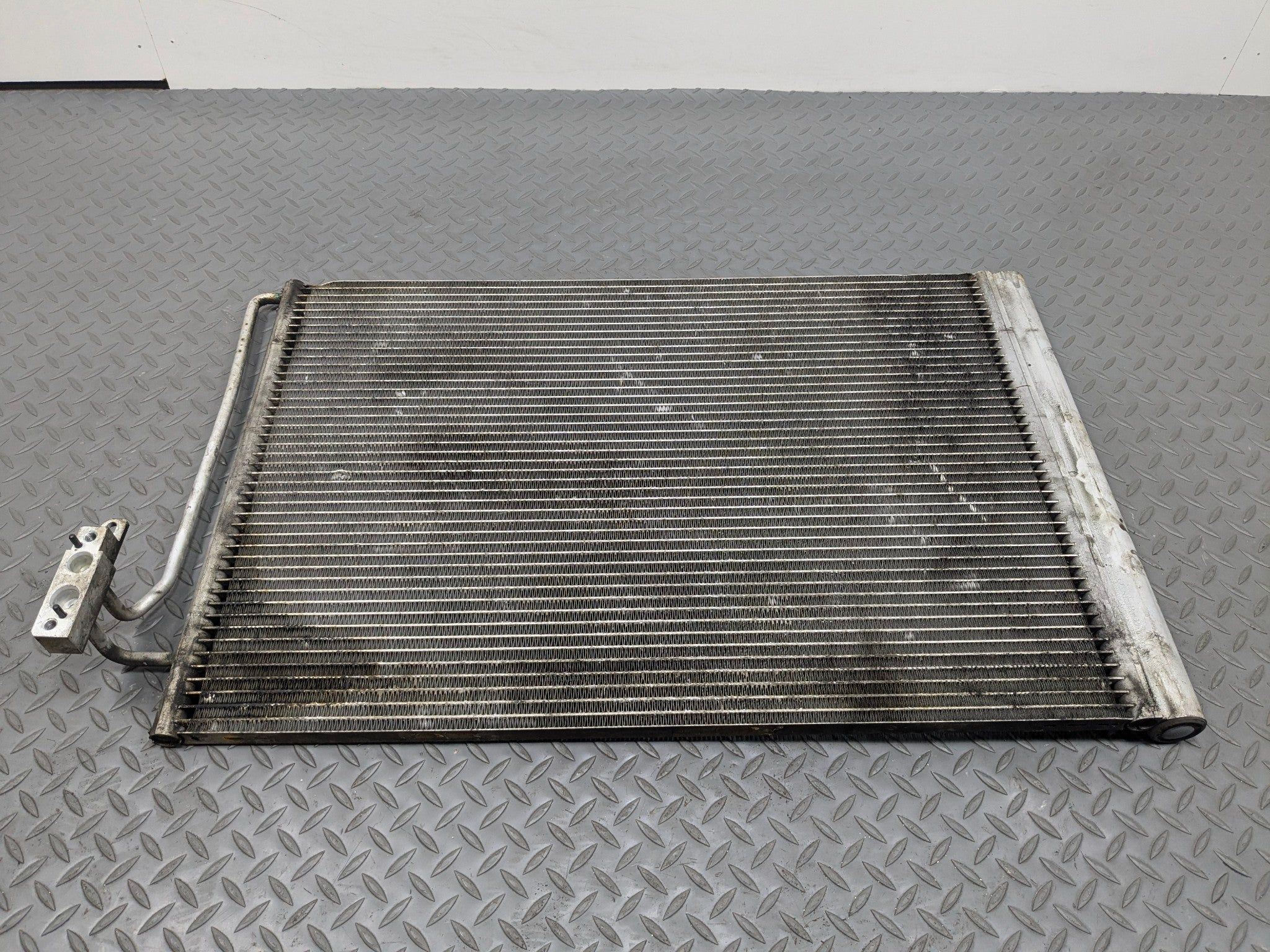 2003 - 2005 LAND ROVER RANGE ROVER OEM AC AIR CONDITIONING CONDENSER RADIATOR