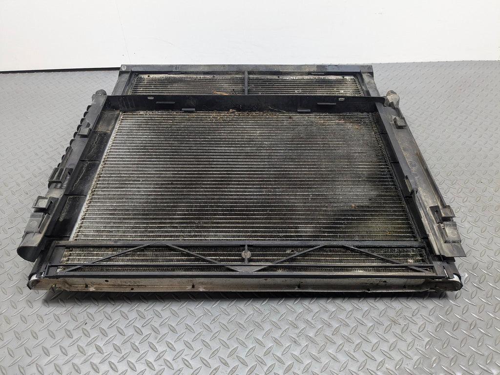 2003 - 2005 LAND ROVER RANGE ROVER OEM ENGINE MOTOR COOLING RADIATOR ASSEMBLY