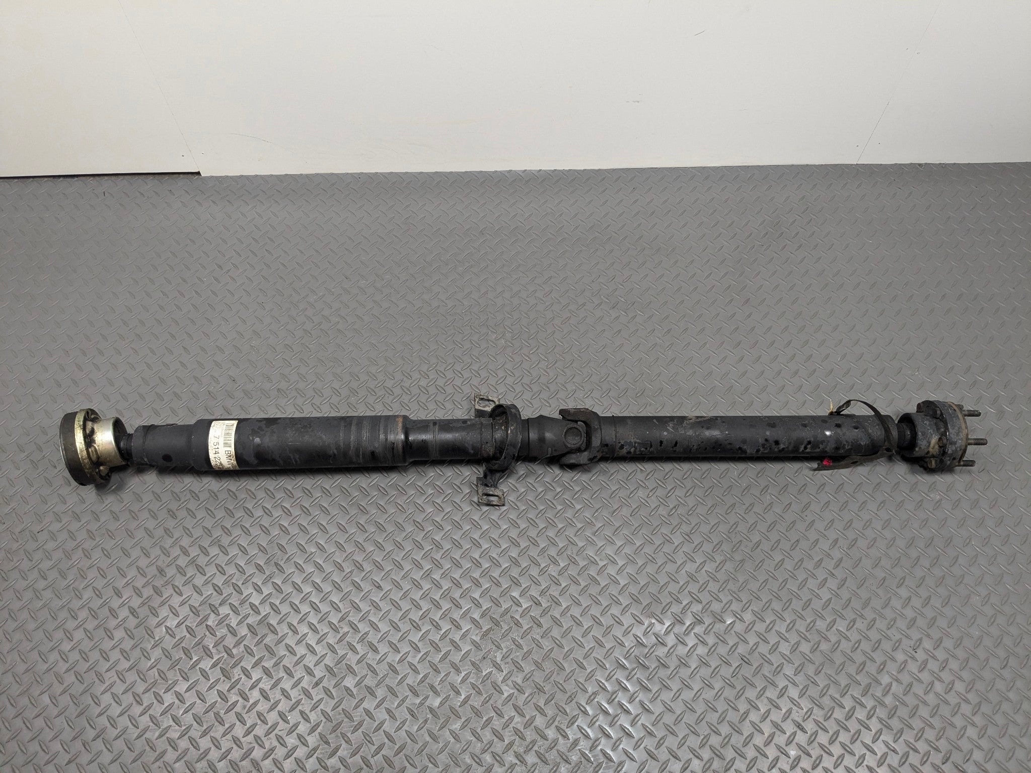 03 - 05 LAND ROVER RANGE ROVER OEM REAR DRIVE SHAFT CARDAN PROPELLER ASSEMBLY