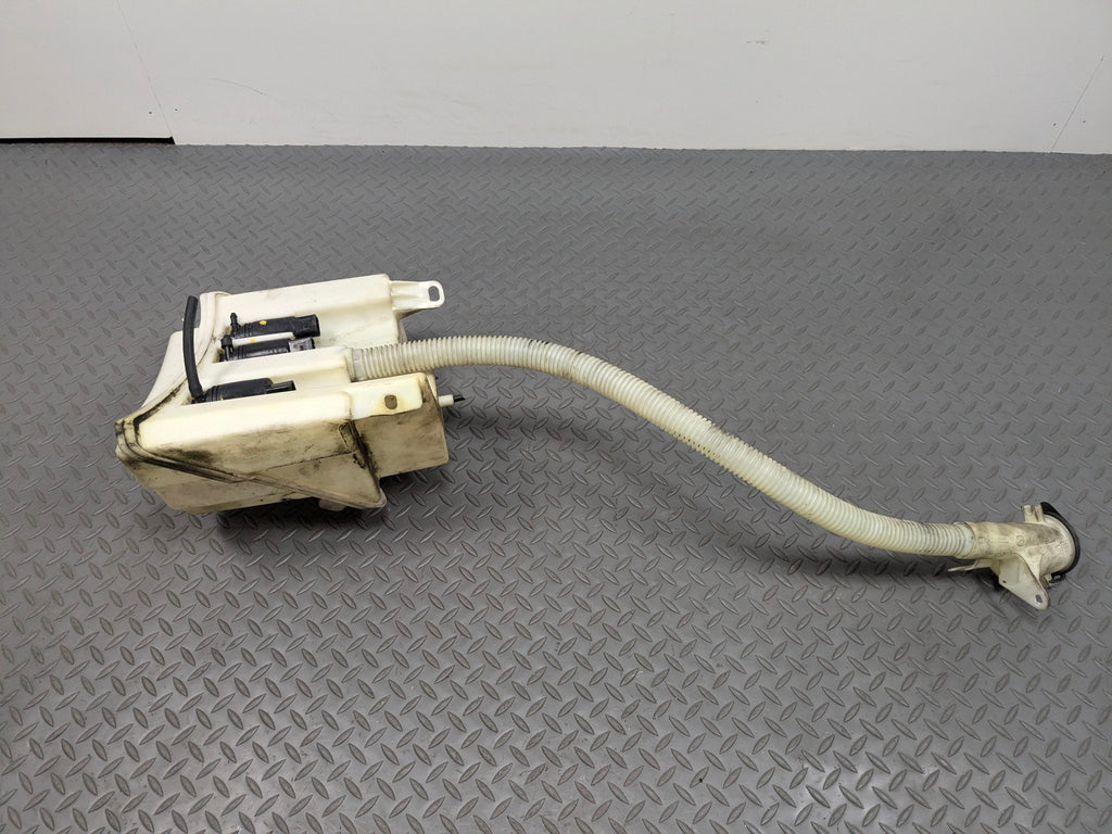 2003 - 2005 LAND ROVER RANGE ROVER OEM WINDSHIELD WASHER RESERVOIR BOTTLE