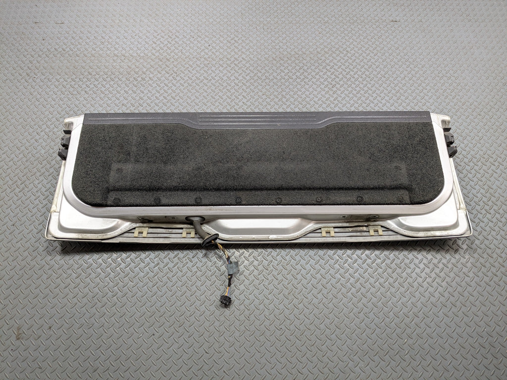 03 - 05 LAND ROVER RANGE ROVER OEM LOWER TRUNK LID LIFTGATE TAILGATE HATCH SHELL