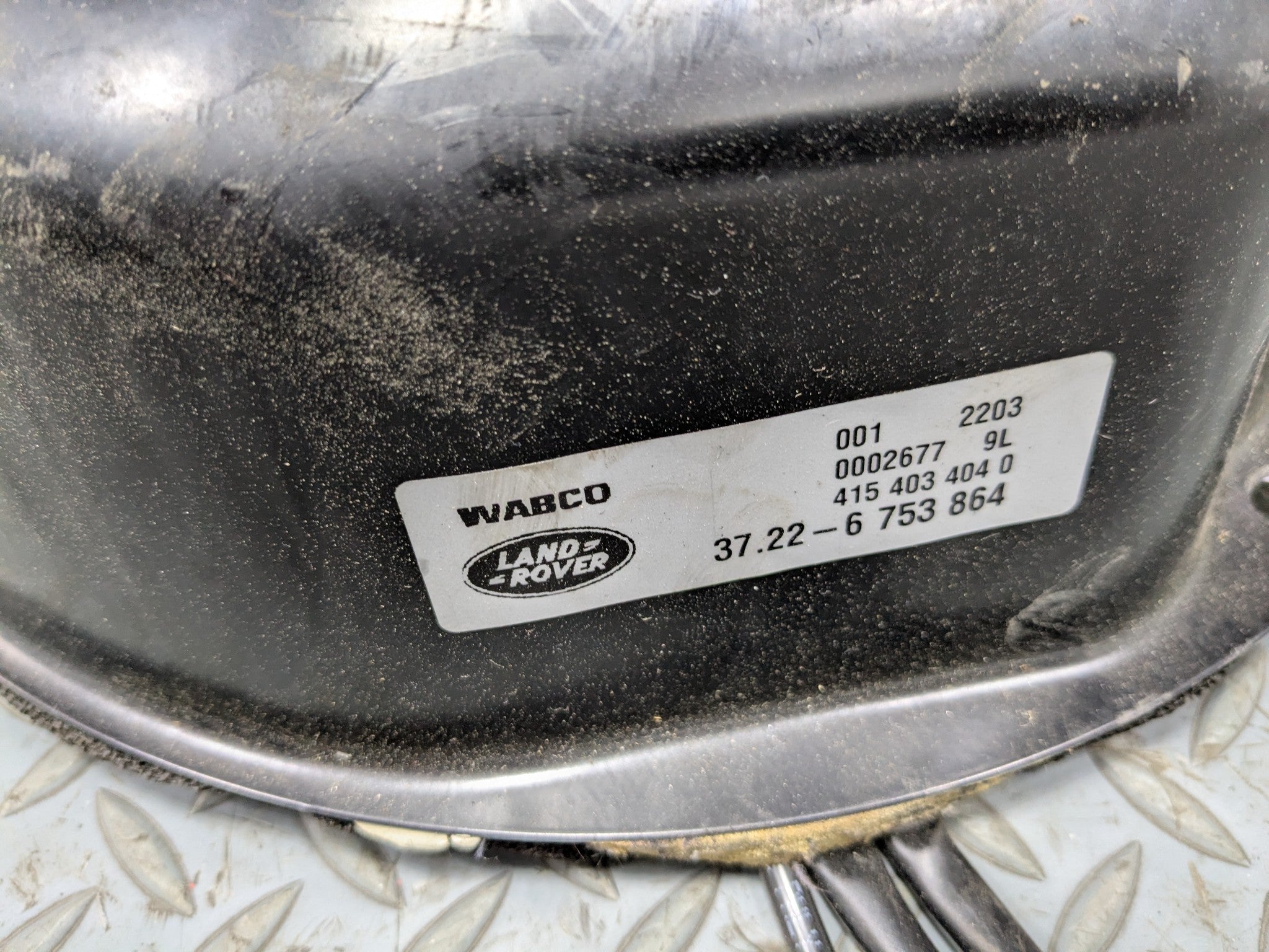 2003 - 2005 LAND ROVER RANGE ROVER OEM AIR SUSPENSION LEVELLING PUMP BLACK