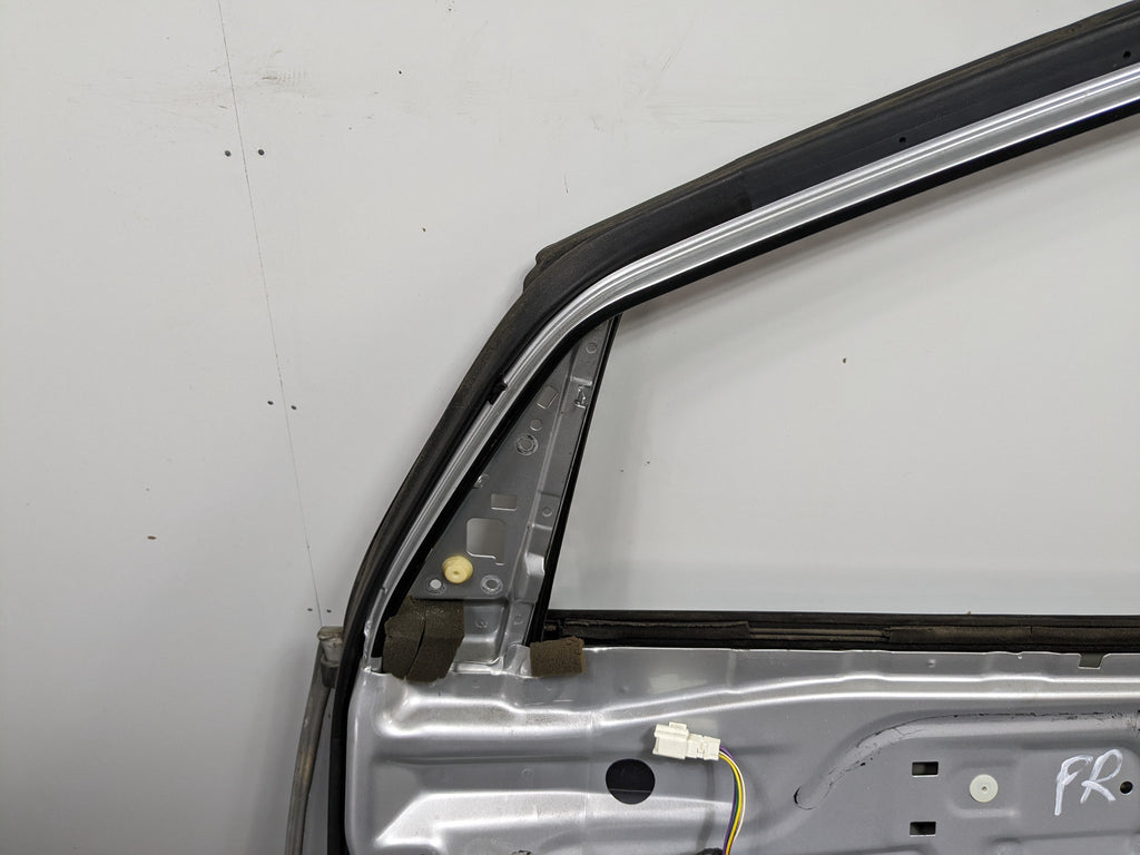 07-09 TOYOTA PRIUS OEM DOOR SHELL PANEL CLASSIC SILVER METALLIC FRONT RIGHT SIDE