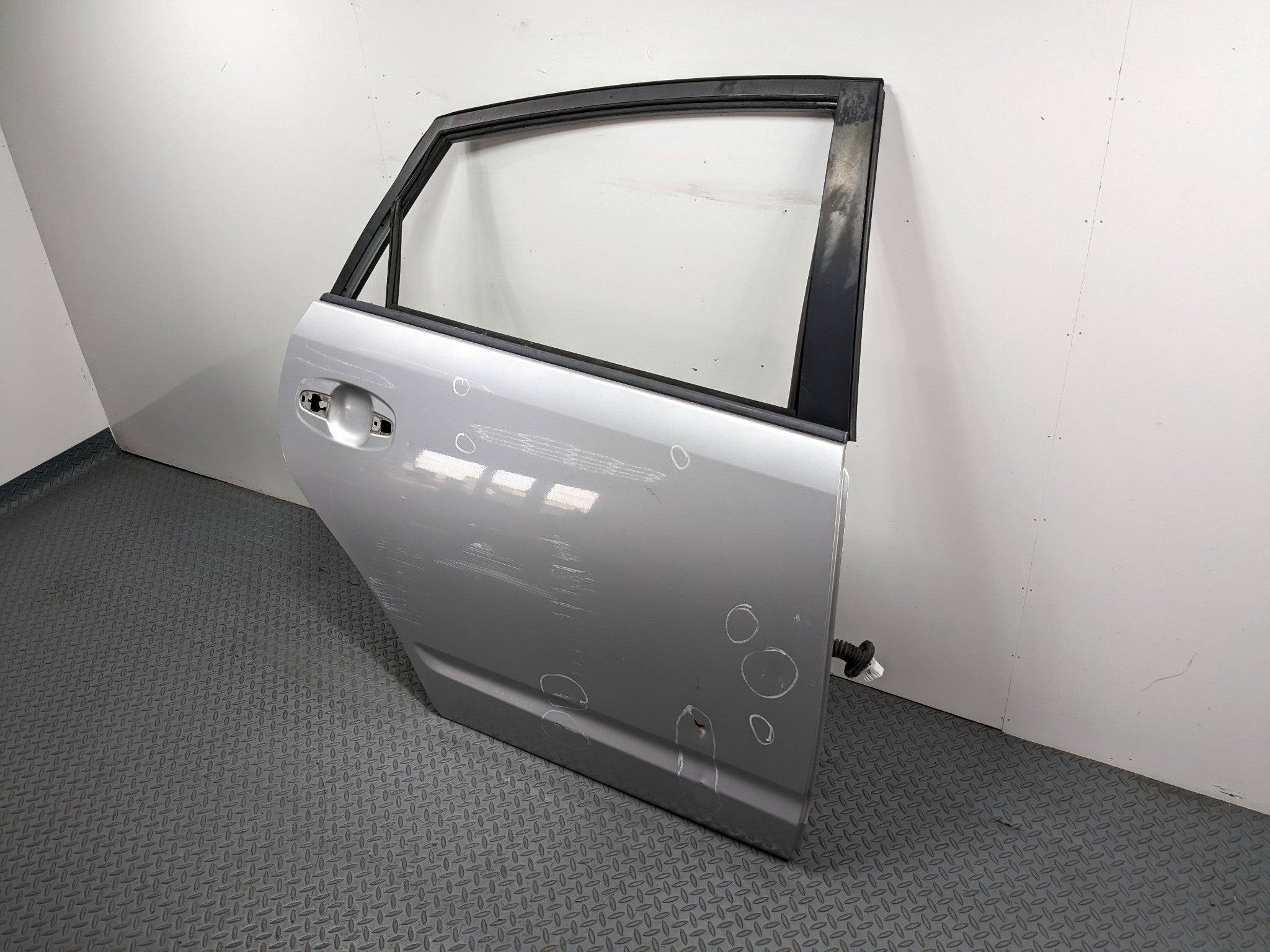 07-09 TOYOTA PRIUS OEM DOOR SHELL PANEL CLASSIC SILVER METALLIC REAR RIGHT SIDE