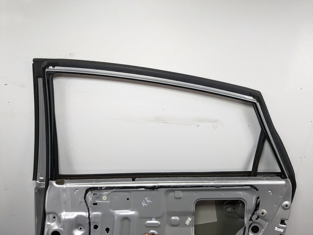 07-09 TOYOTA PRIUS OEM DOOR SHELL PANEL CLASSIC SILVER METALLIC REAR RIGHT SIDE