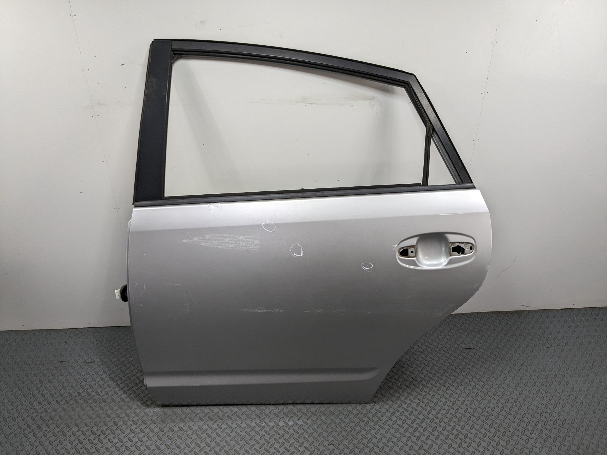07-09 TOYOTA PRIUS OEM DOOR SHELL PANEL CLASSIC SILVER METALLIC REAR LEFT SIDE