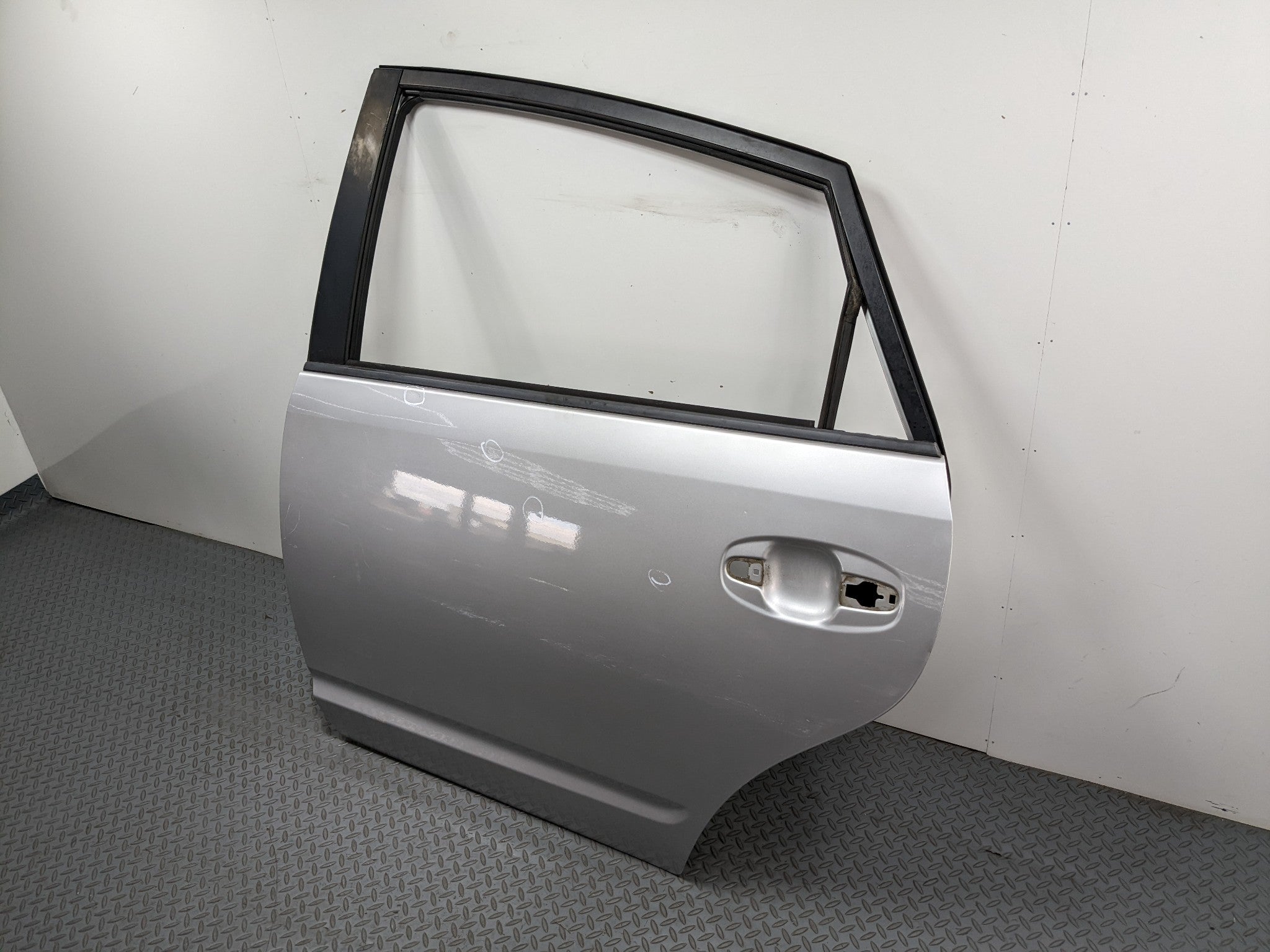 07-09 TOYOTA PRIUS OEM DOOR SHELL PANEL CLASSIC SILVER METALLIC REAR LEFT SIDE
