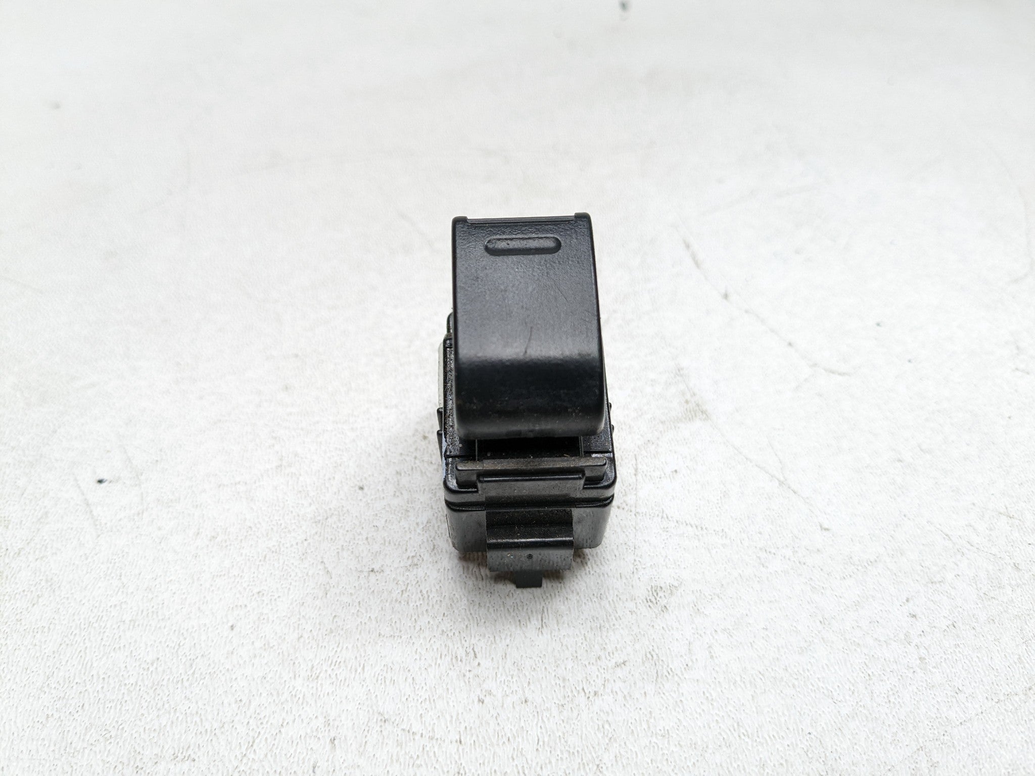 07 - 09 TOYOTA PRIUS OEM DOOR WINDOW CONTROL SWITCH REAR RIGHT PASSENGER SIDE