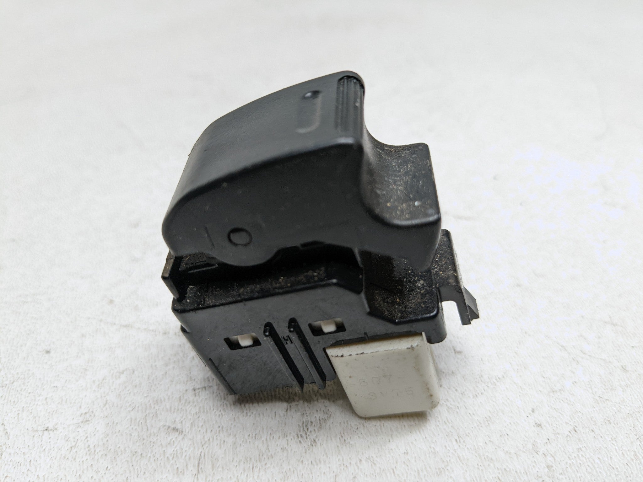 07 - 09 TOYOTA PRIUS OEM DOOR WINDOW CONTROL SWITCH REAR RIGHT PASSENGER SIDE