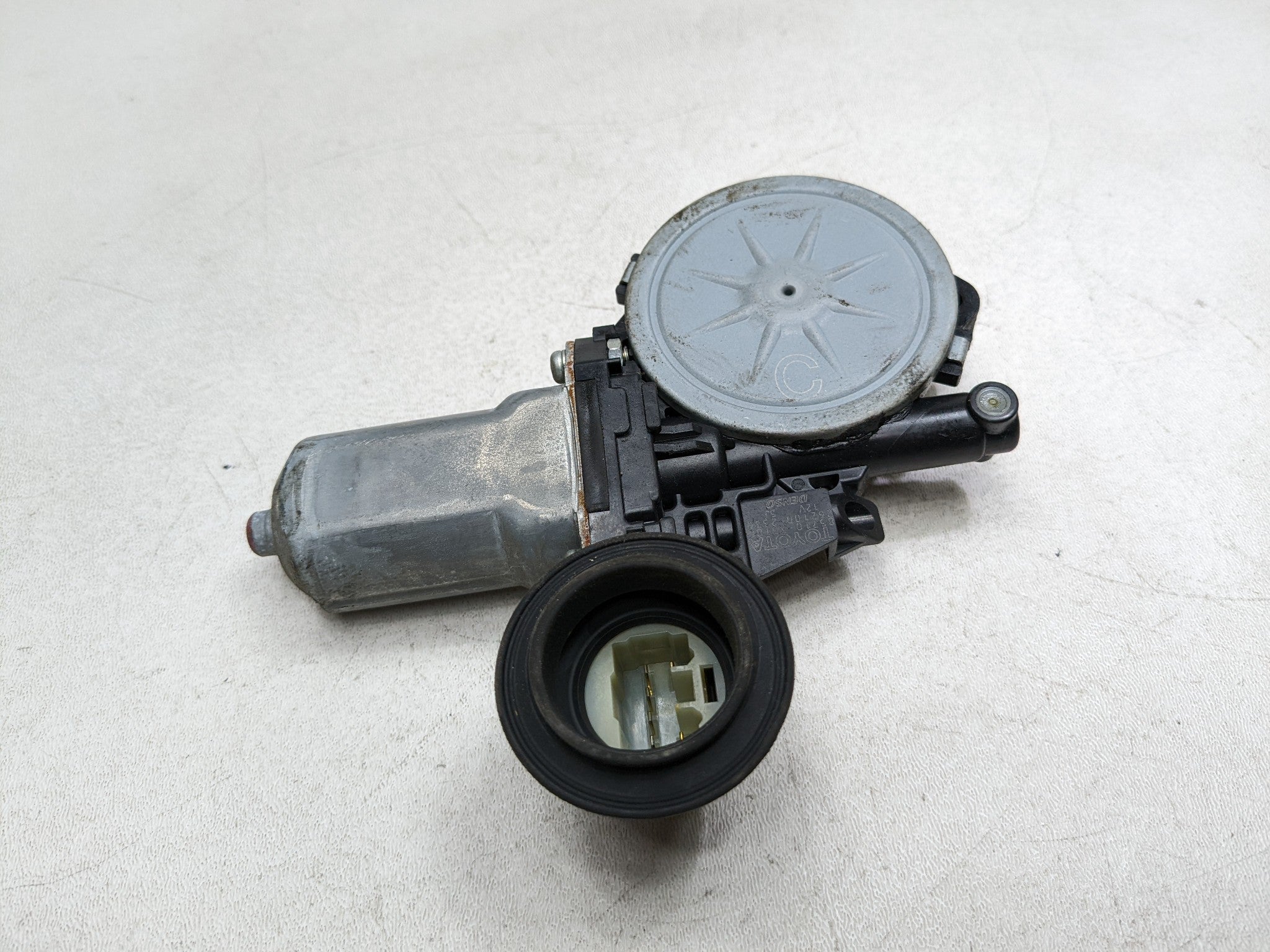 07 - 09 TOYOTA PRIUS OEM POWER WINDOW MOTOR ASSEMBLY REAR RIGHT PASSENGER SIDE