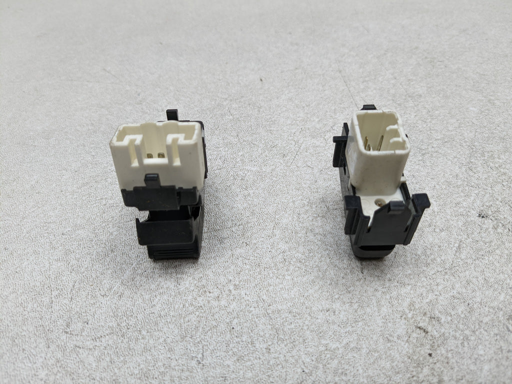 07 - 09 TOYOTA PRIUS OEM DOOR WINDOW CONTROL SWITCH FRONT RIGHT PASSENGER SIDE