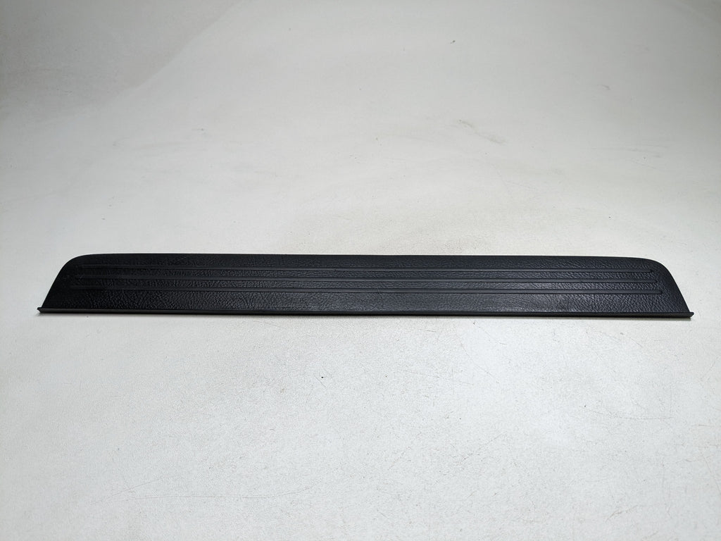 07 - 09 TOYOTA PRIUS OEM DOOR SILL SCUFF PLATE TRIM FRONT RIGHT PASSENGER SIDE