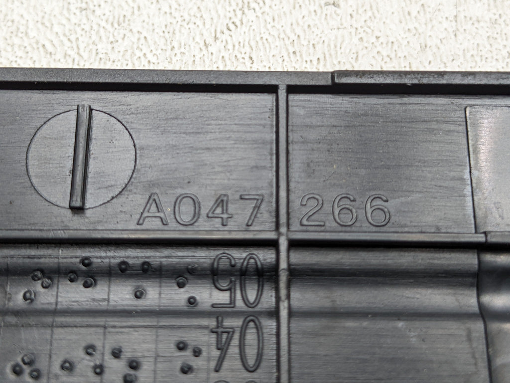 07 - 09 TOYOTA PRIUS OEM DOOR SILL SCUFF PLATE TRIM FRONT RIGHT PASSENGER SIDE