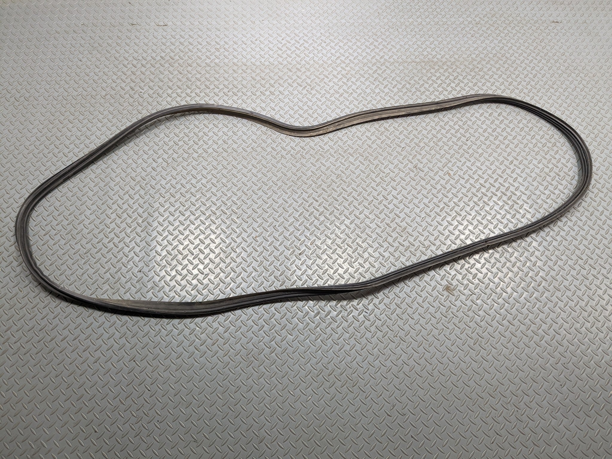 07 - 09 TOYOTA PRIUS OEM DOOR SEAL WEATHER STRIPPING RUBBER REAR TRUNK LIFTGATE