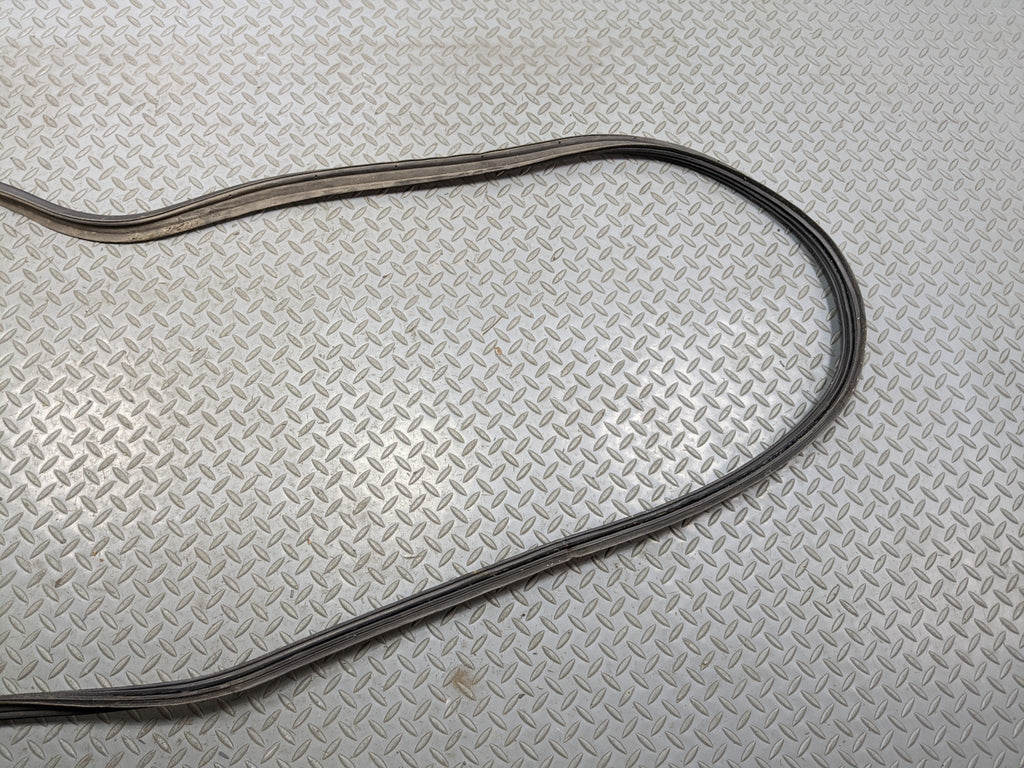 07 - 09 TOYOTA PRIUS OEM DOOR SEAL WEATHER STRIPPING RUBBER REAR TRUNK LIFTGATE