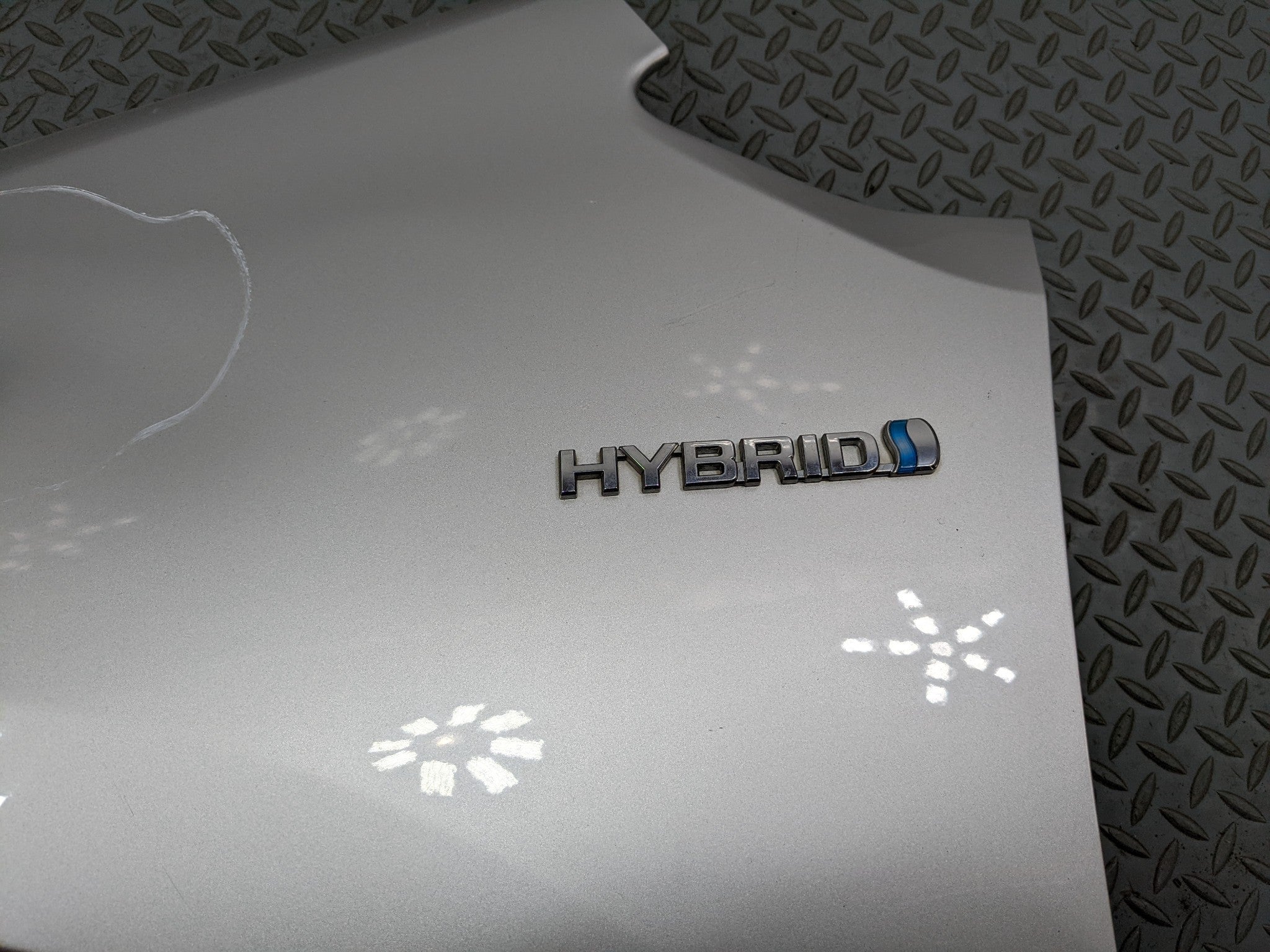 07 - 09 TOYOTA PRIUS OEM FENDER COVER PANEL CLASSIC SILVER METALLIC FRONT LEFT