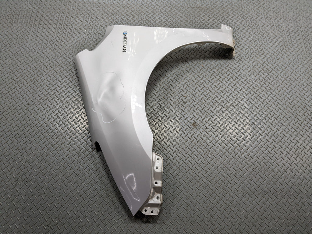 07 - 09 TOYOTA PRIUS OEM FENDER COVER PANEL CLASSIC SILVER METALLIC FRONT LEFT