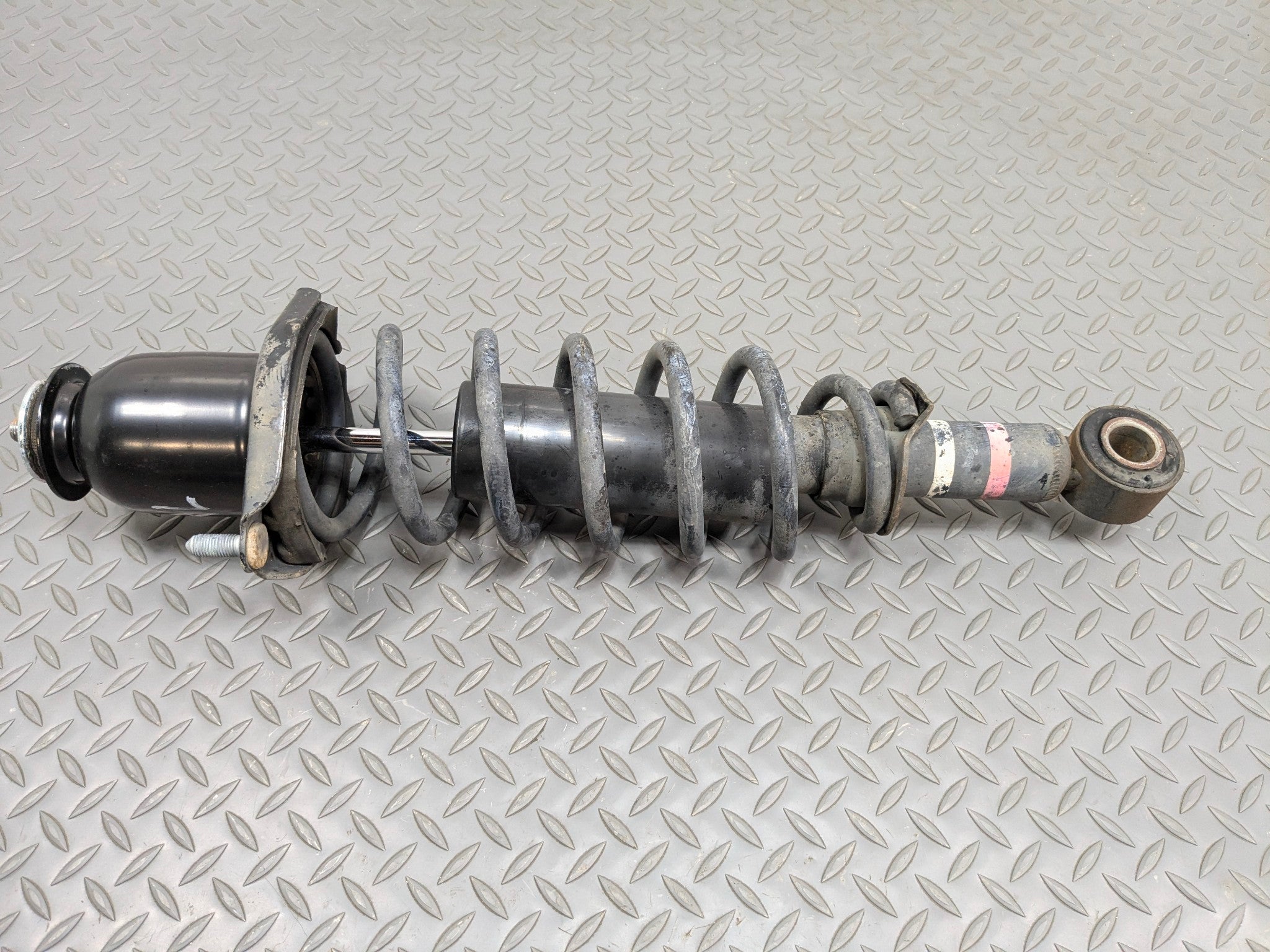 07 - 09 TOYOTA PRIUS OEM SHOCK STRUT ABSORBER WITH COIL SPRING REAR LEFT SIDE