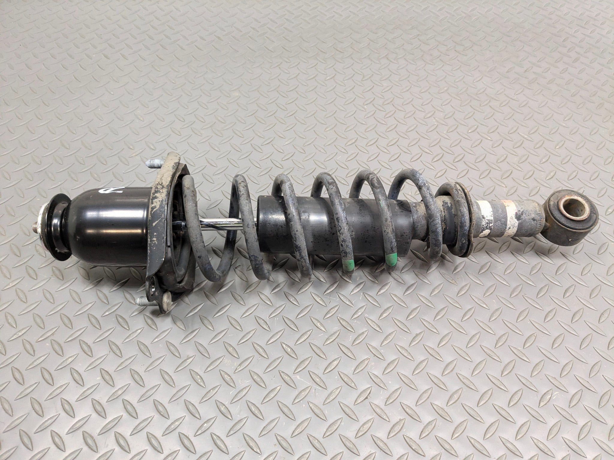 07 - 09 TOYOTA PRIUS OEM SHOCK STRUT ABSORBER WITH COIL SPRING REAR RIGHT SIDE