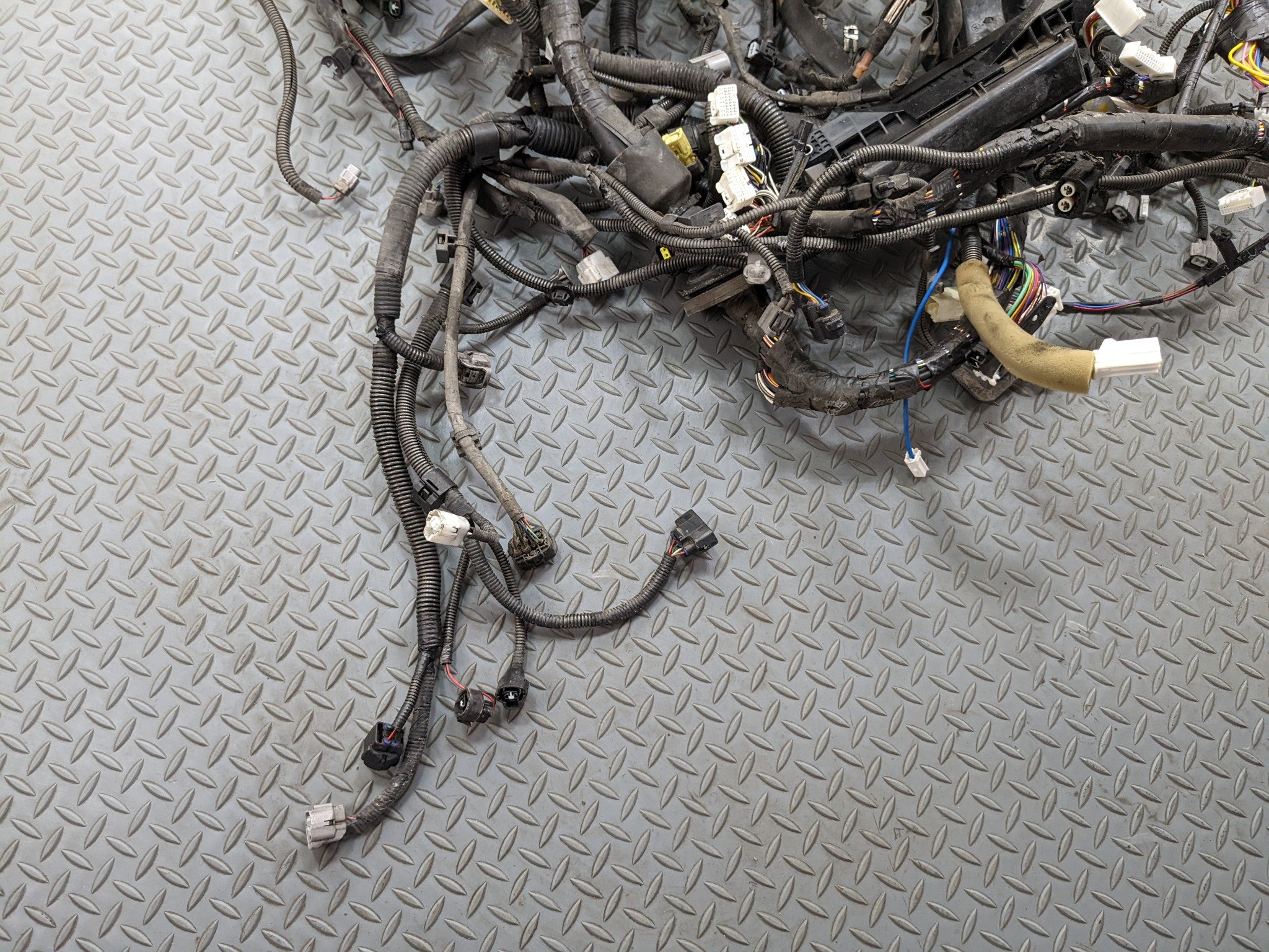 07 - 09 TOYOTA PRIUS OEM INTERIOR HOOD WIRE WIRING HARNESS CABLE AND CONNECTOR