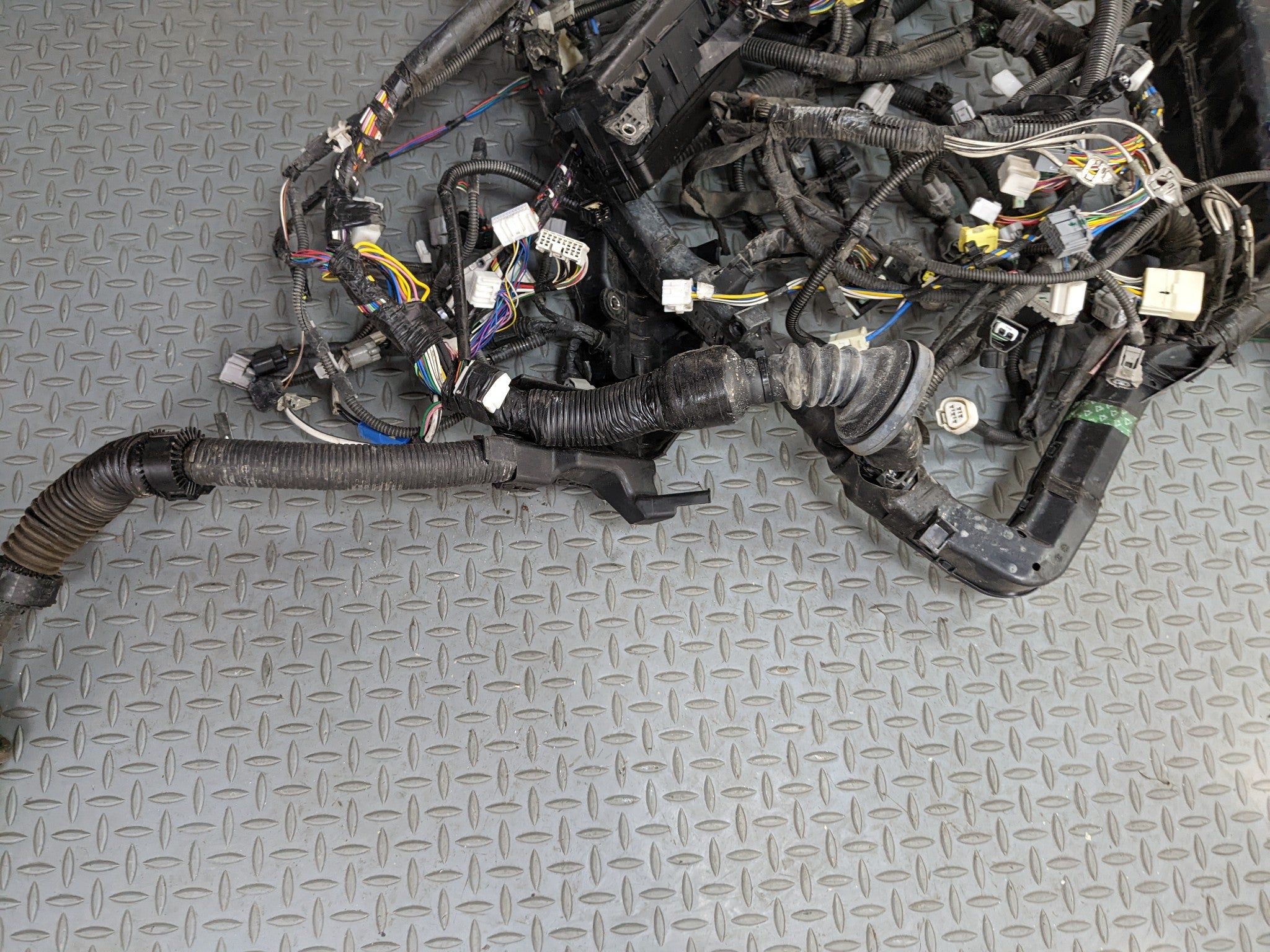 07 - 09 TOYOTA PRIUS OEM INTERIOR HOOD WIRE WIRING HARNESS CABLE AND CONNECTOR