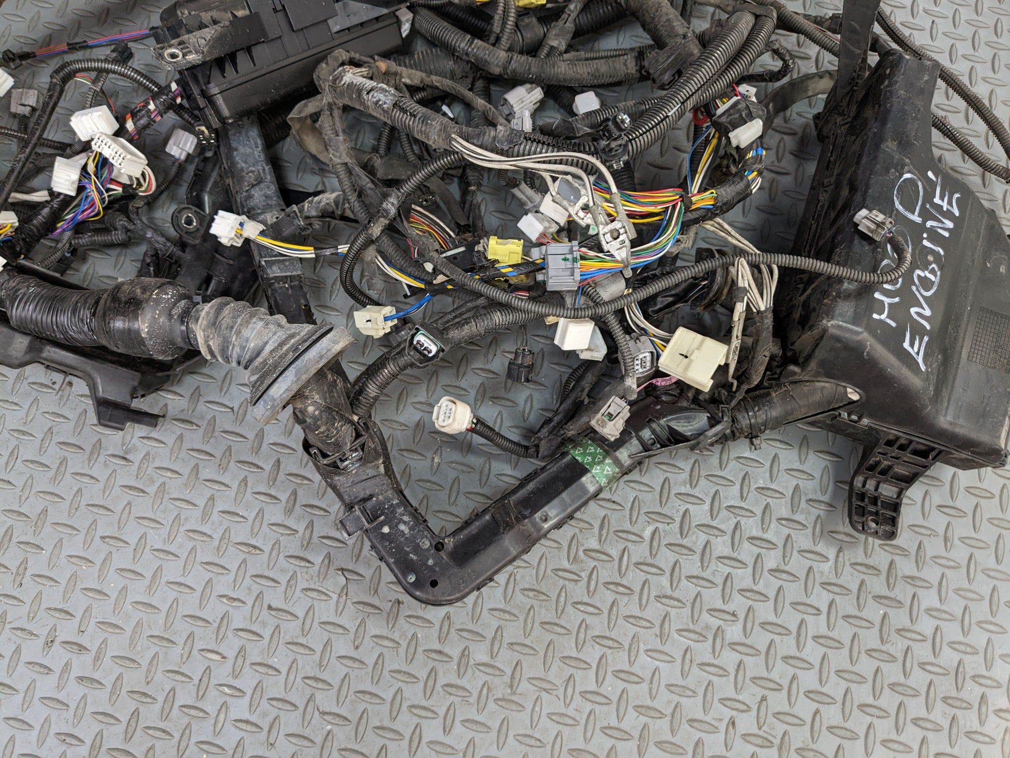 07 - 09 TOYOTA PRIUS OEM INTERIOR HOOD WIRE WIRING HARNESS CABLE AND CONNECTOR