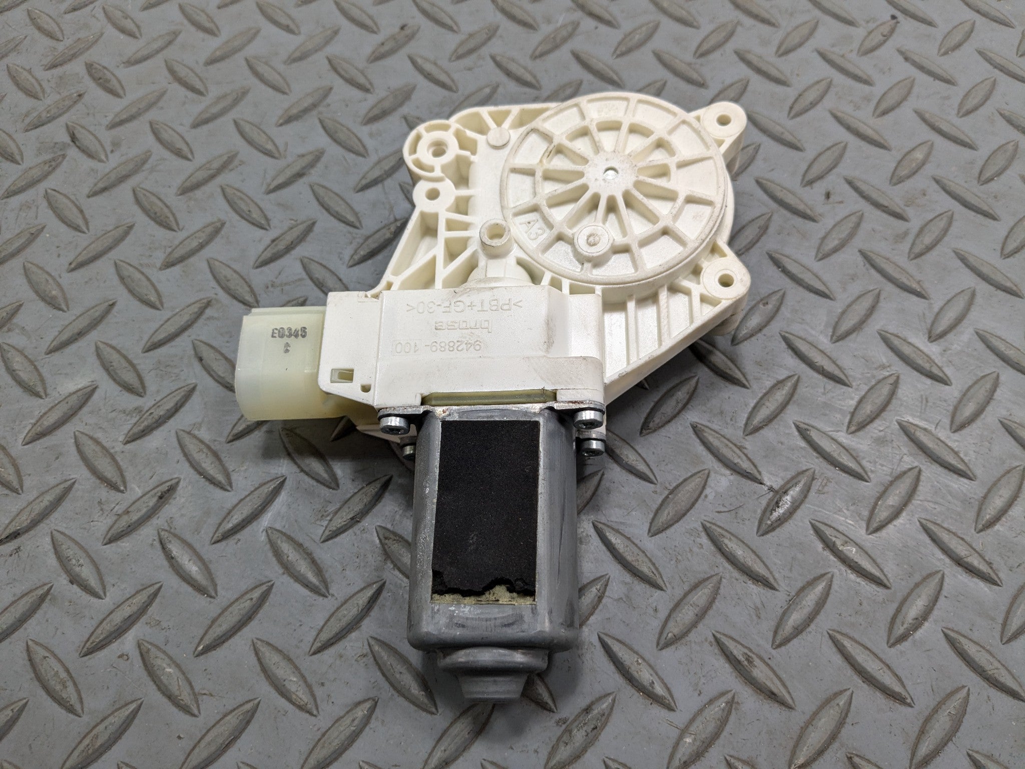 2014 - 2016 BMW 528I OEM POWER WINDOW REGULATOR MOTOR FRONT LEFT DRIVER SIDE