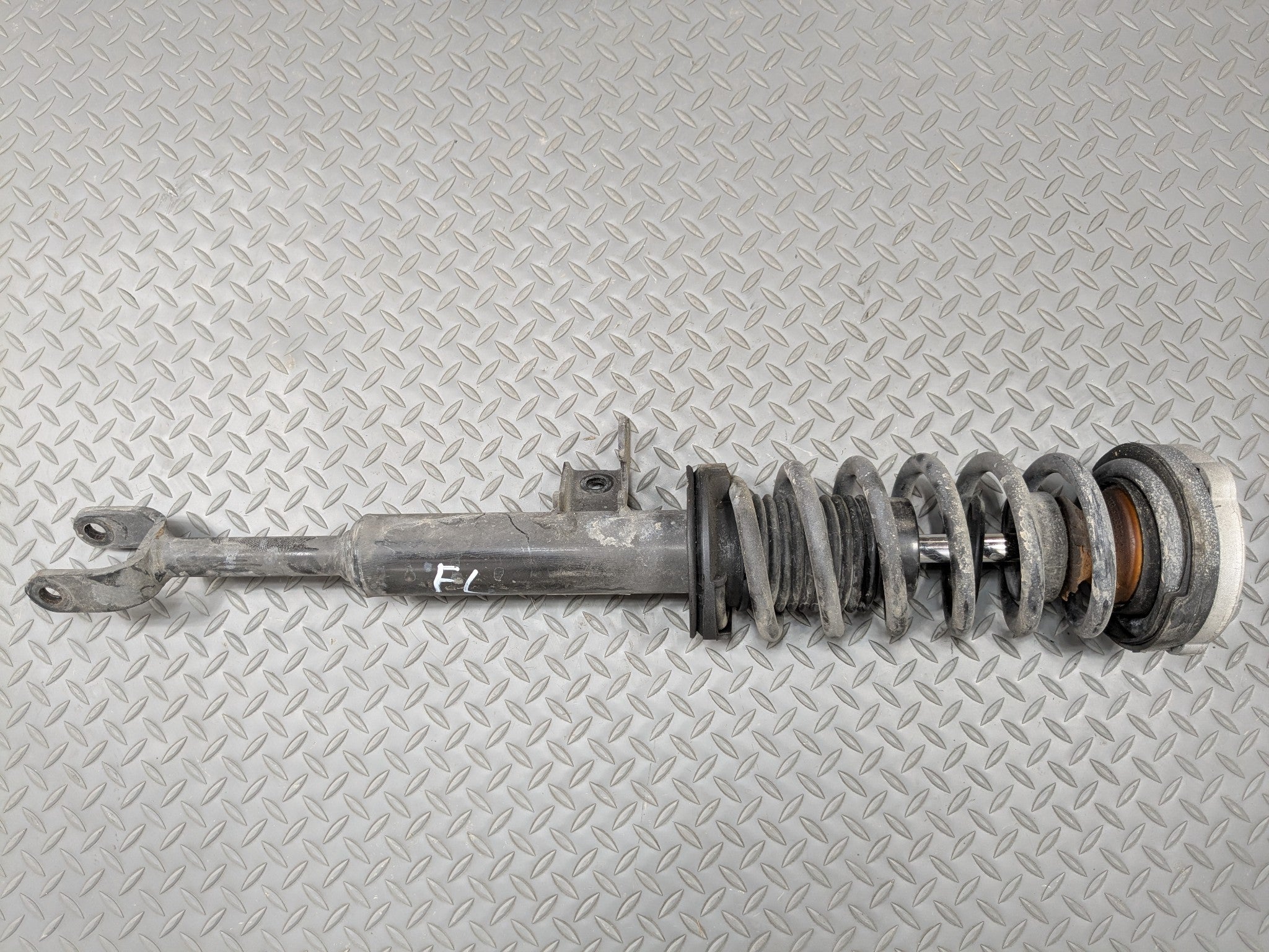 2014 - 2016 BMW 528I OEM STRUT SHOCK SPRING ABSORBER FRONT LEFT DRIVER SIDE