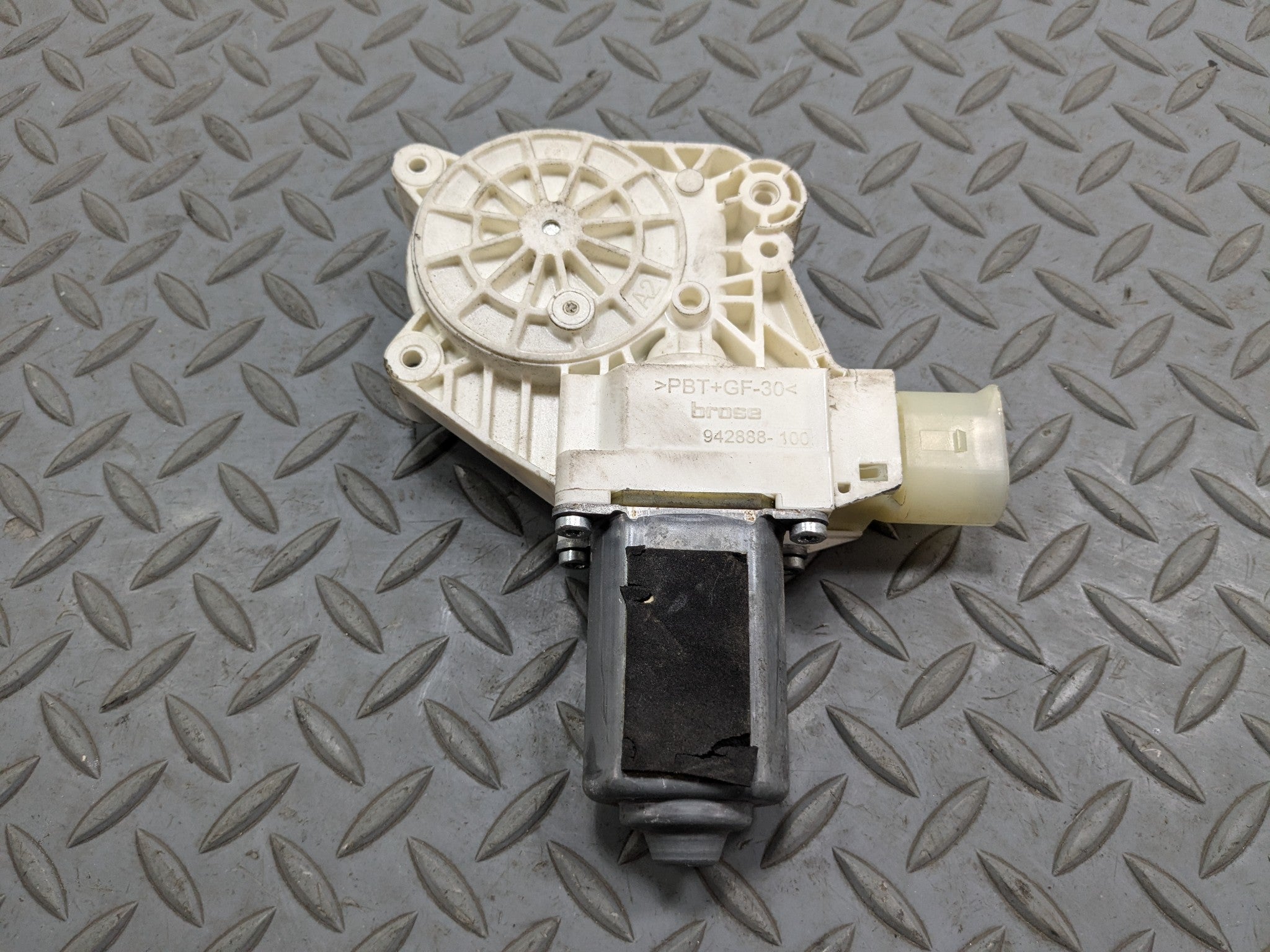 2014 - 2016 BMW 528I OEM POWER WINDOW REGULATOR MOTOR REAR LEFT DRIVER SIDE