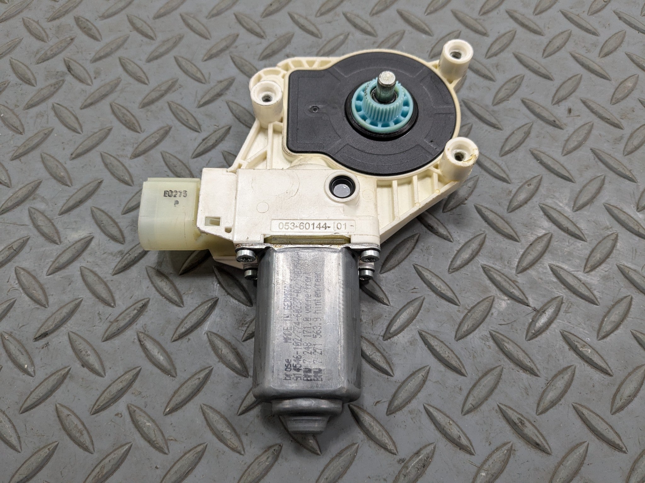 2014 - 2016 BMW 528I OEM POWER WINDOW REGULATOR MOTOR REAR RIGHT PASSENGER SIDE