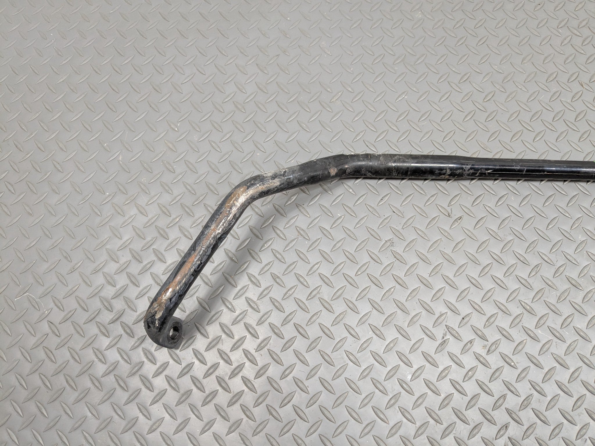 2014 - 2016 BMW 528I OEM SUSPENSION STABILIZER BAR ANTI ROLL ROD FRONT SIDE