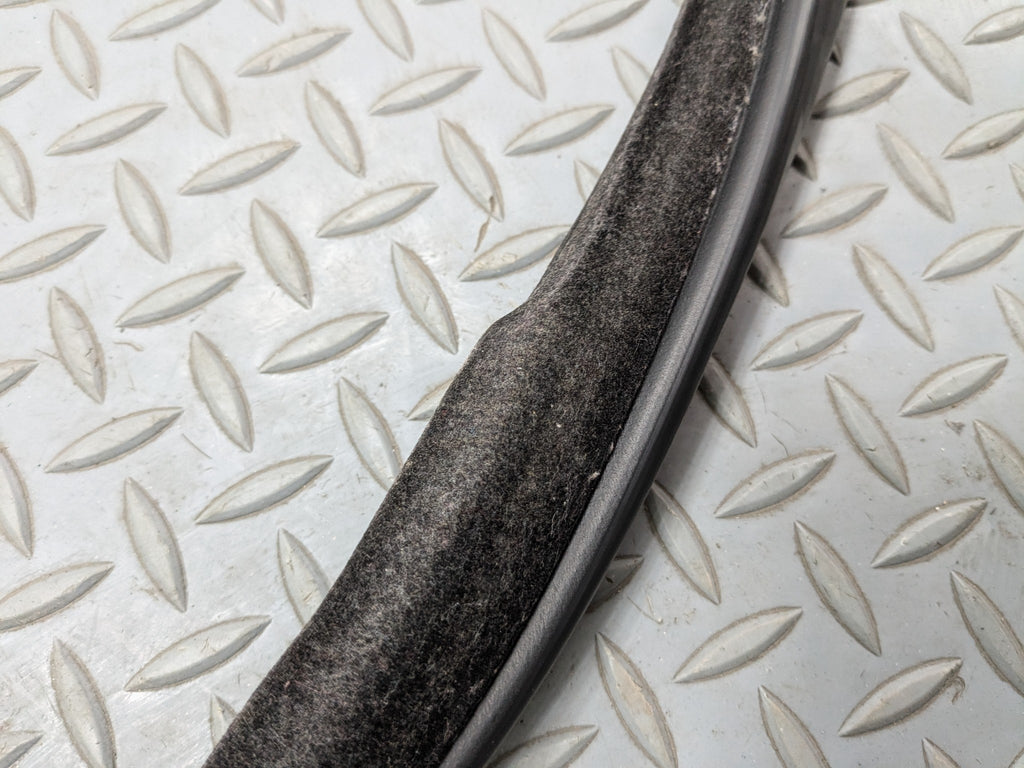 2014 - 2016 BMW 528I OEM DOOR SEAL WEATHER STRIPPING RUBBER FRONT RIGHT SIDE